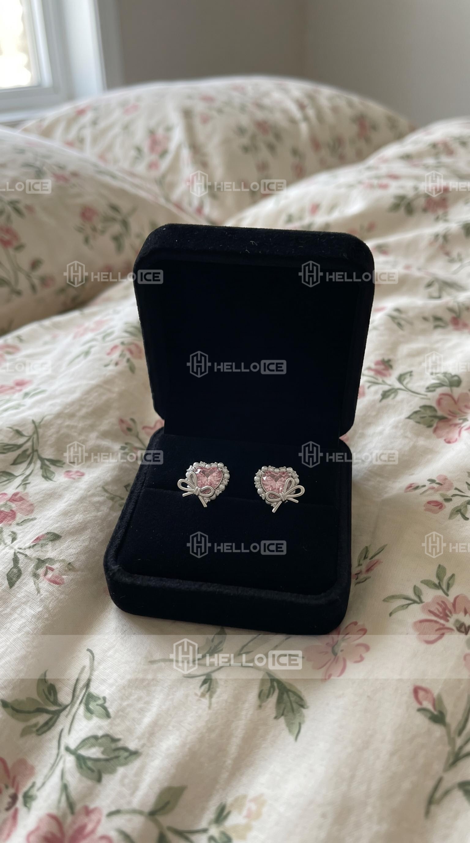 Helloice Review Image