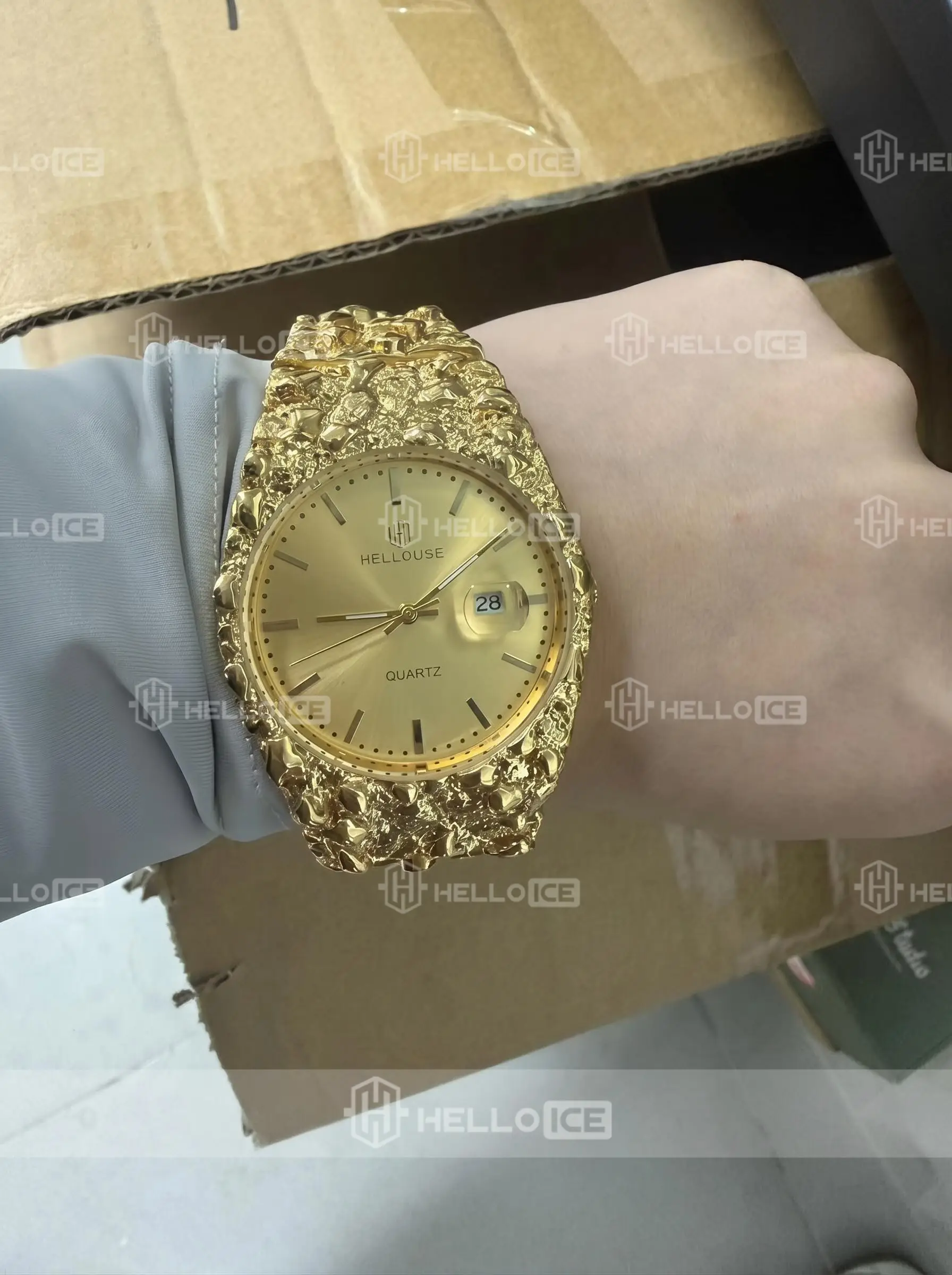 Helloice Review Image