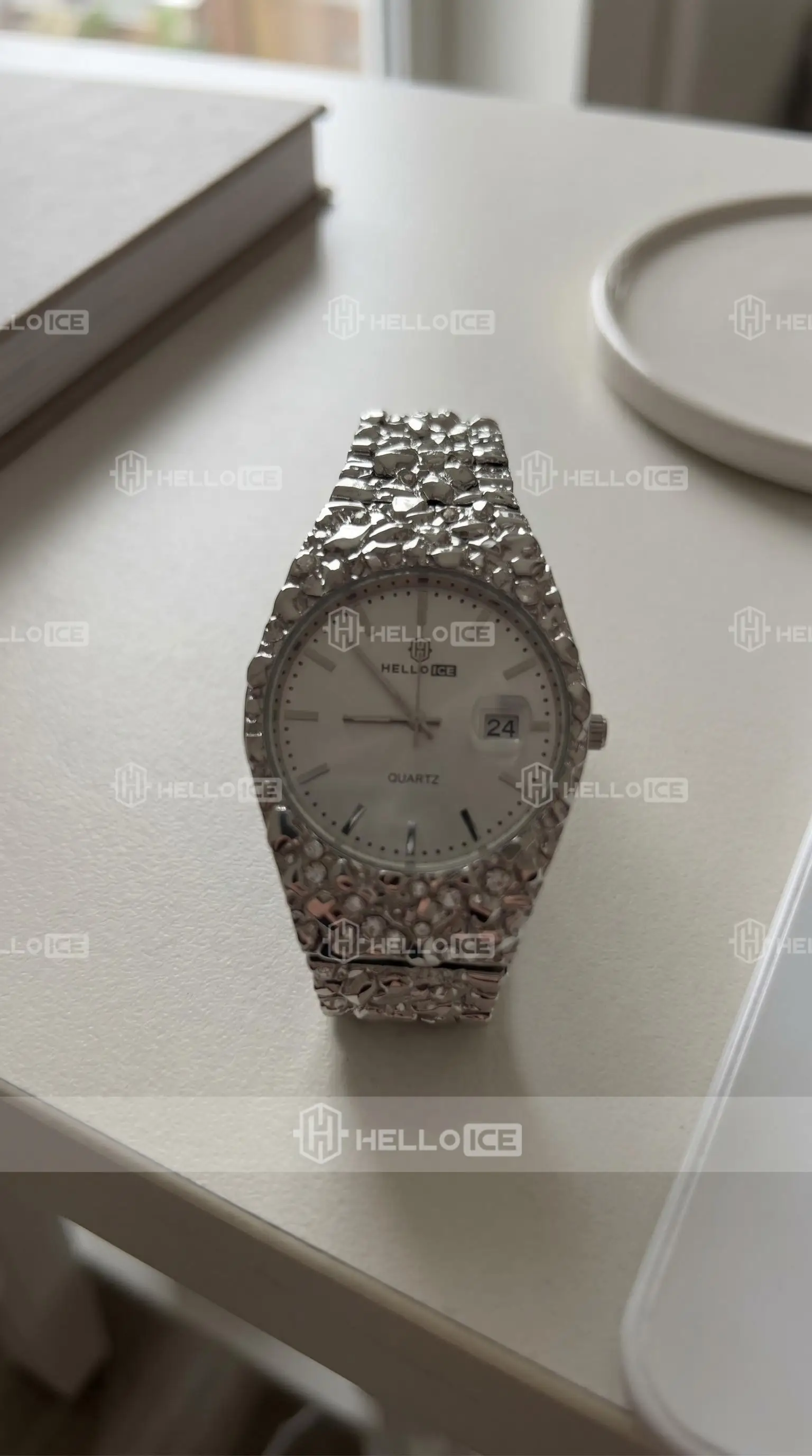 Helloice Review Image