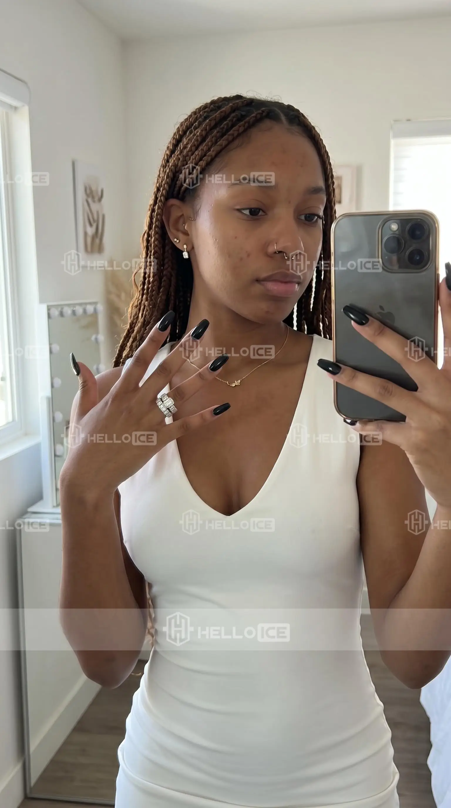 Helloice Review Image