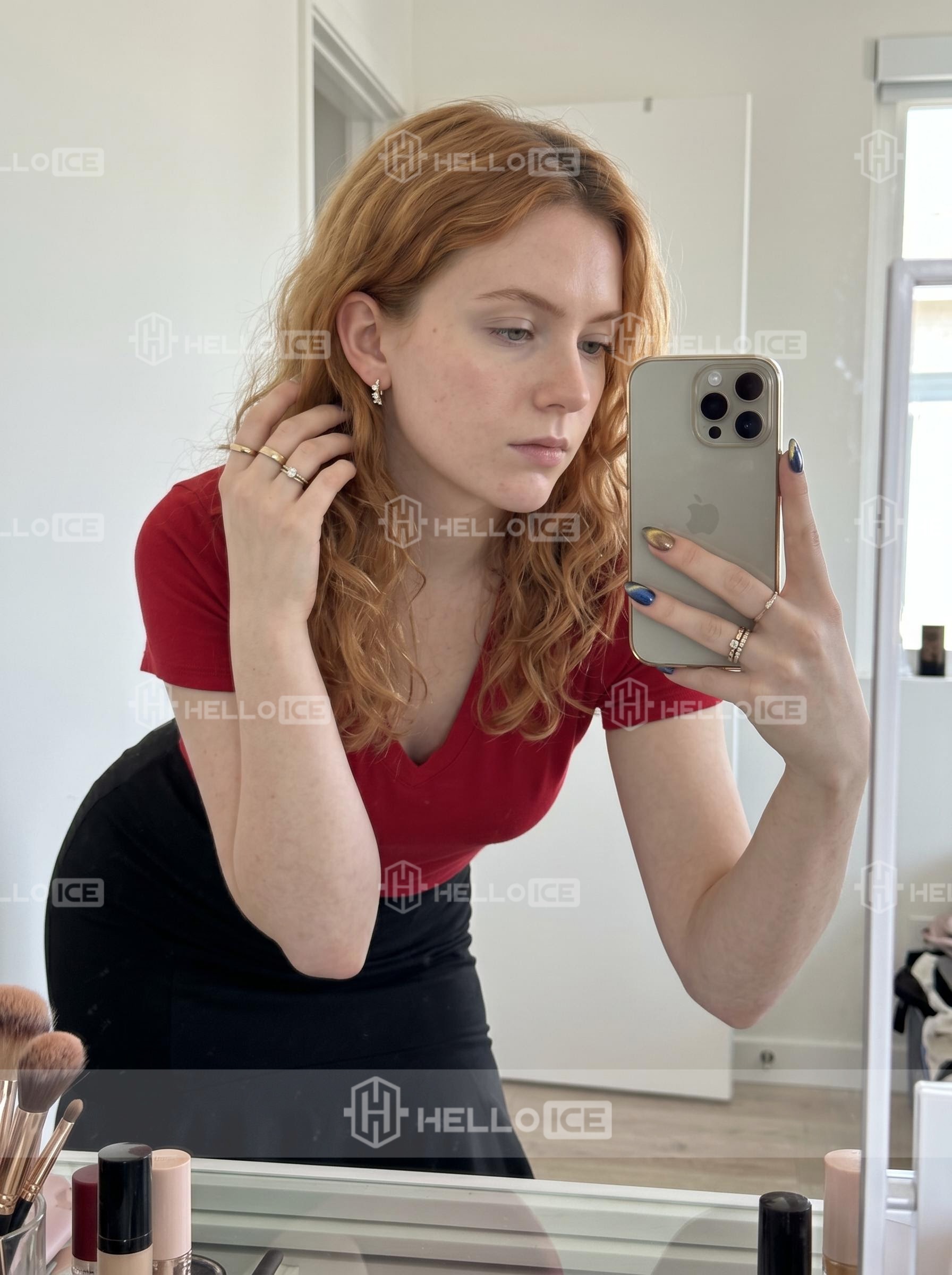 Helloice Review Image