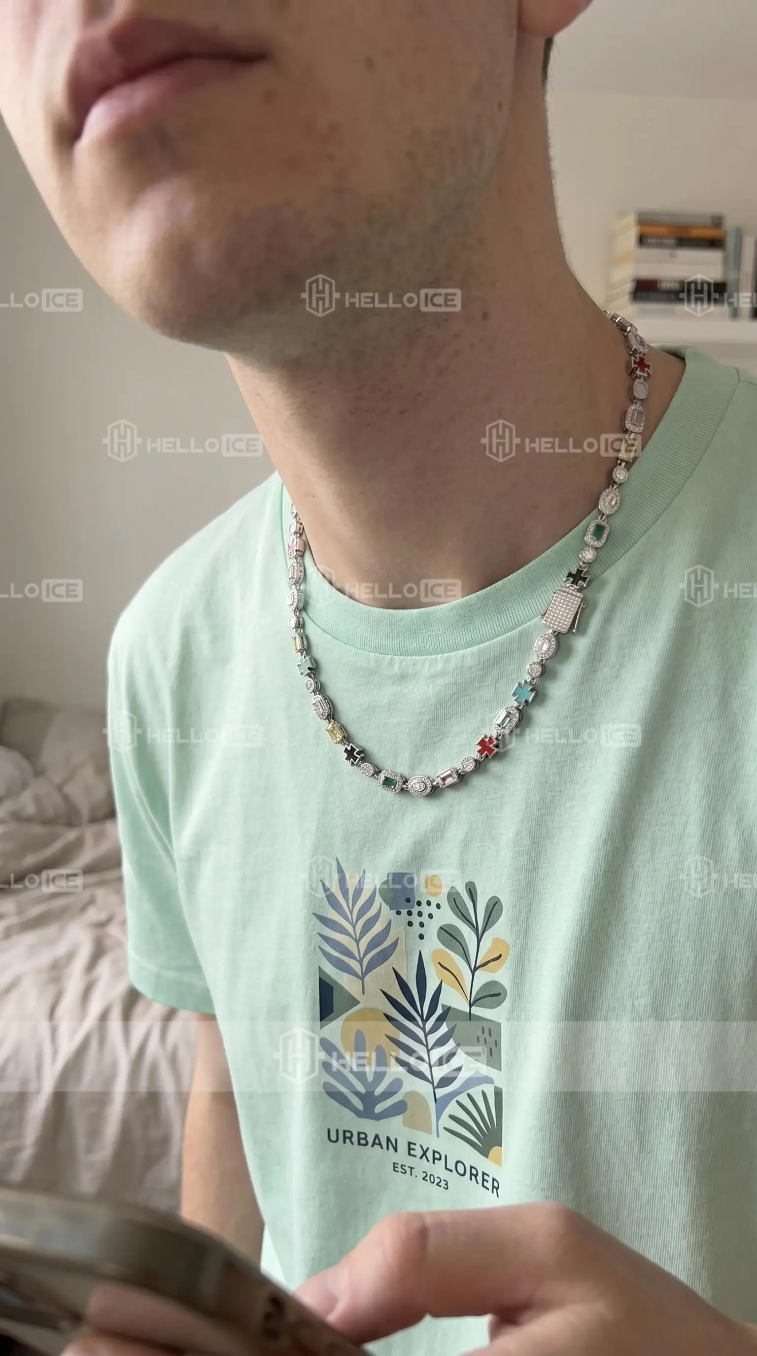 Helloice Review Image