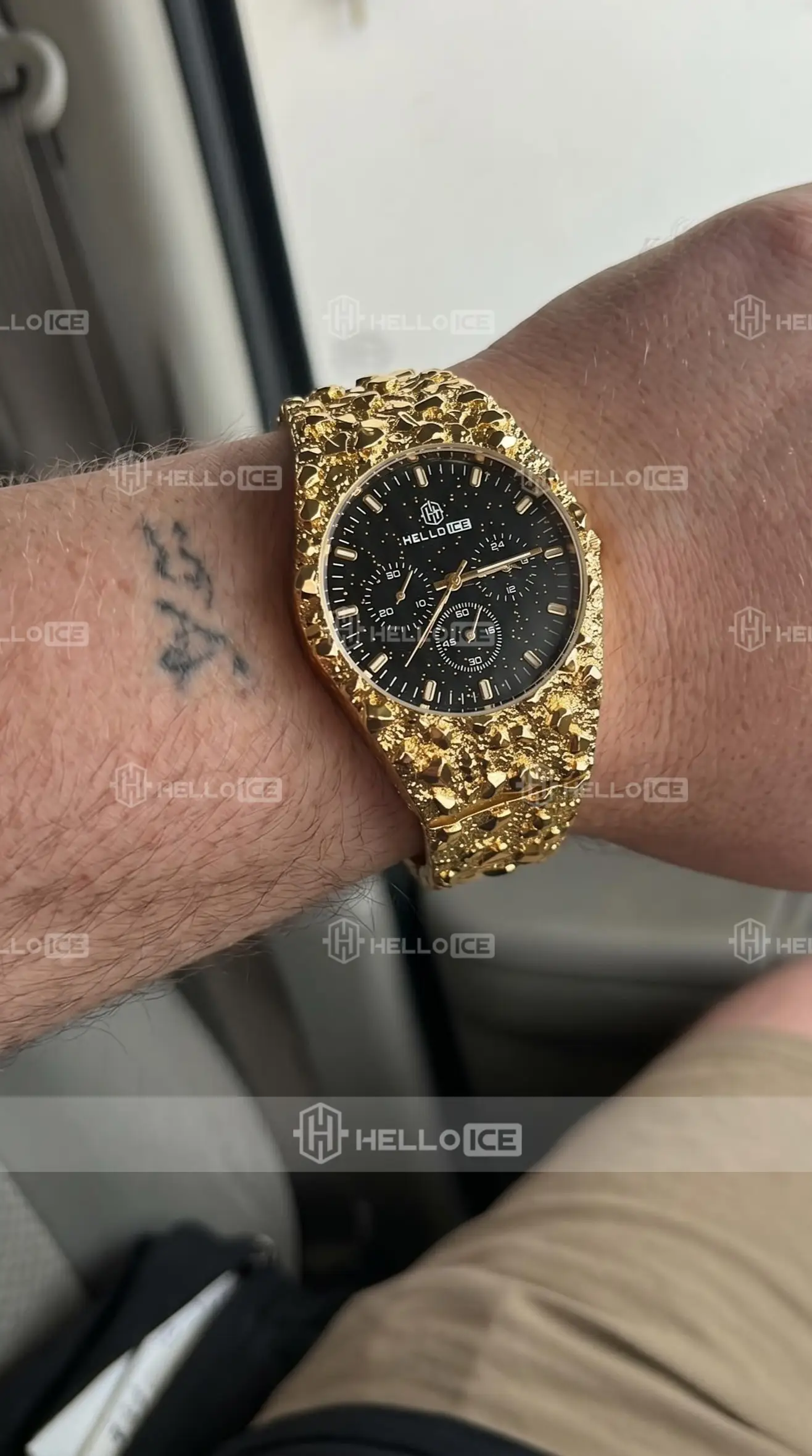Helloice Review Image