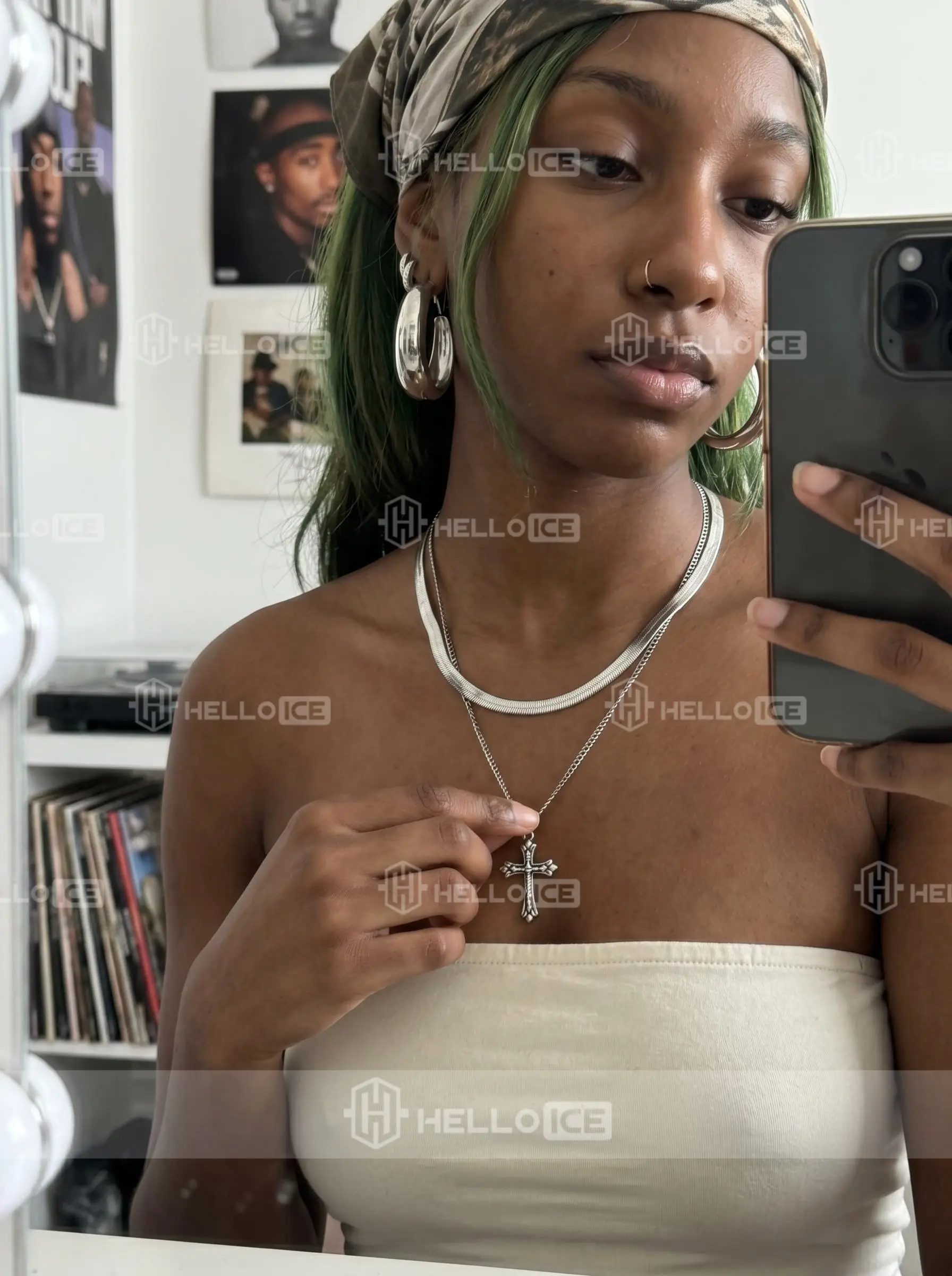 Helloice Review Image