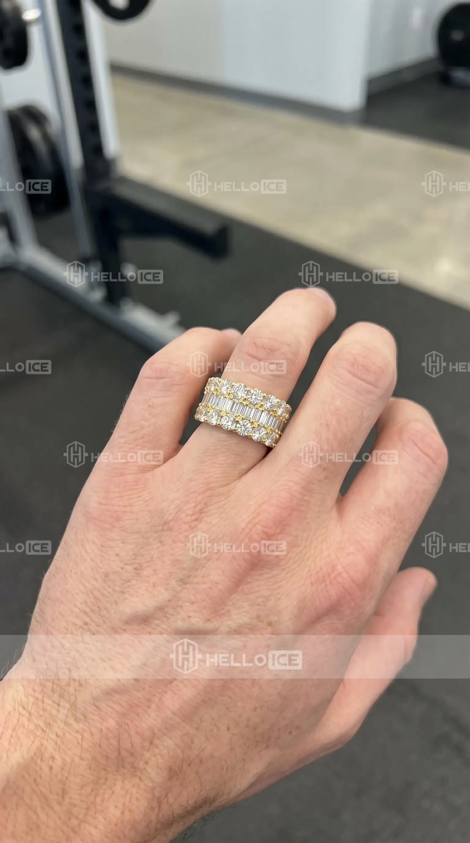 Helloice Review Image