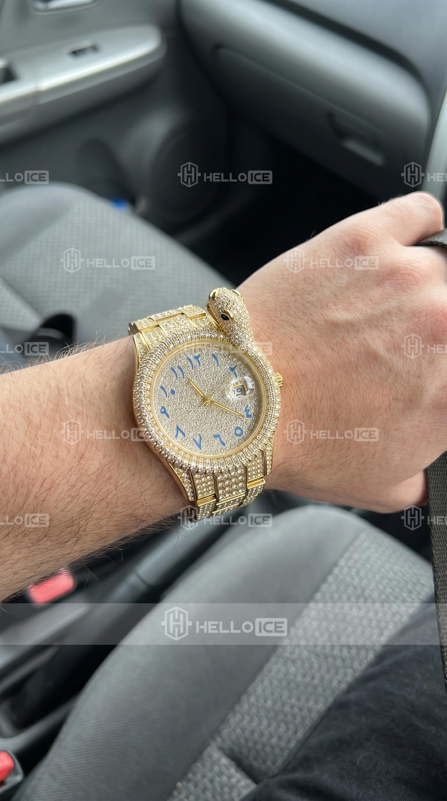 Helloice Review Image