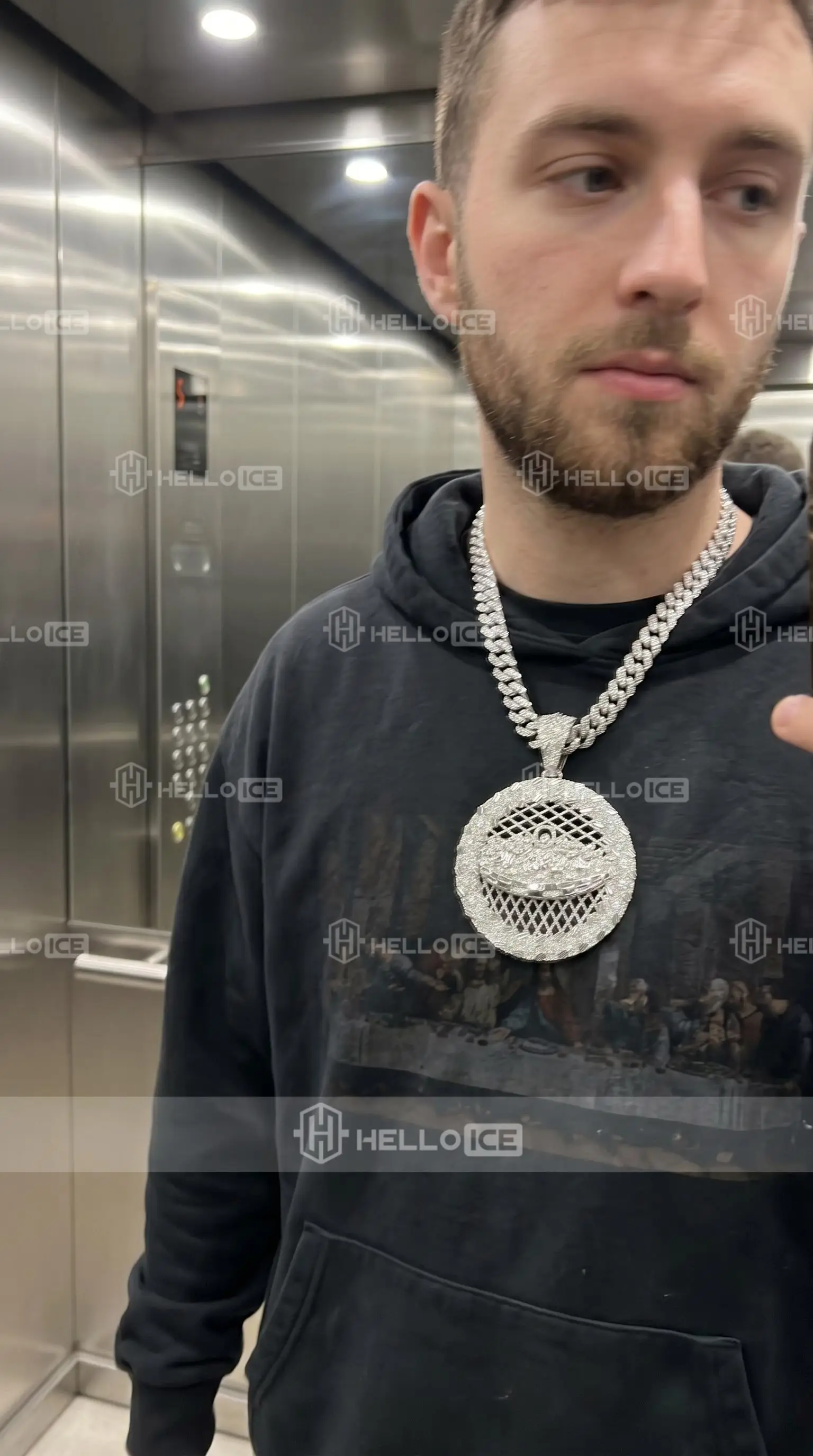 Helloice Review Image