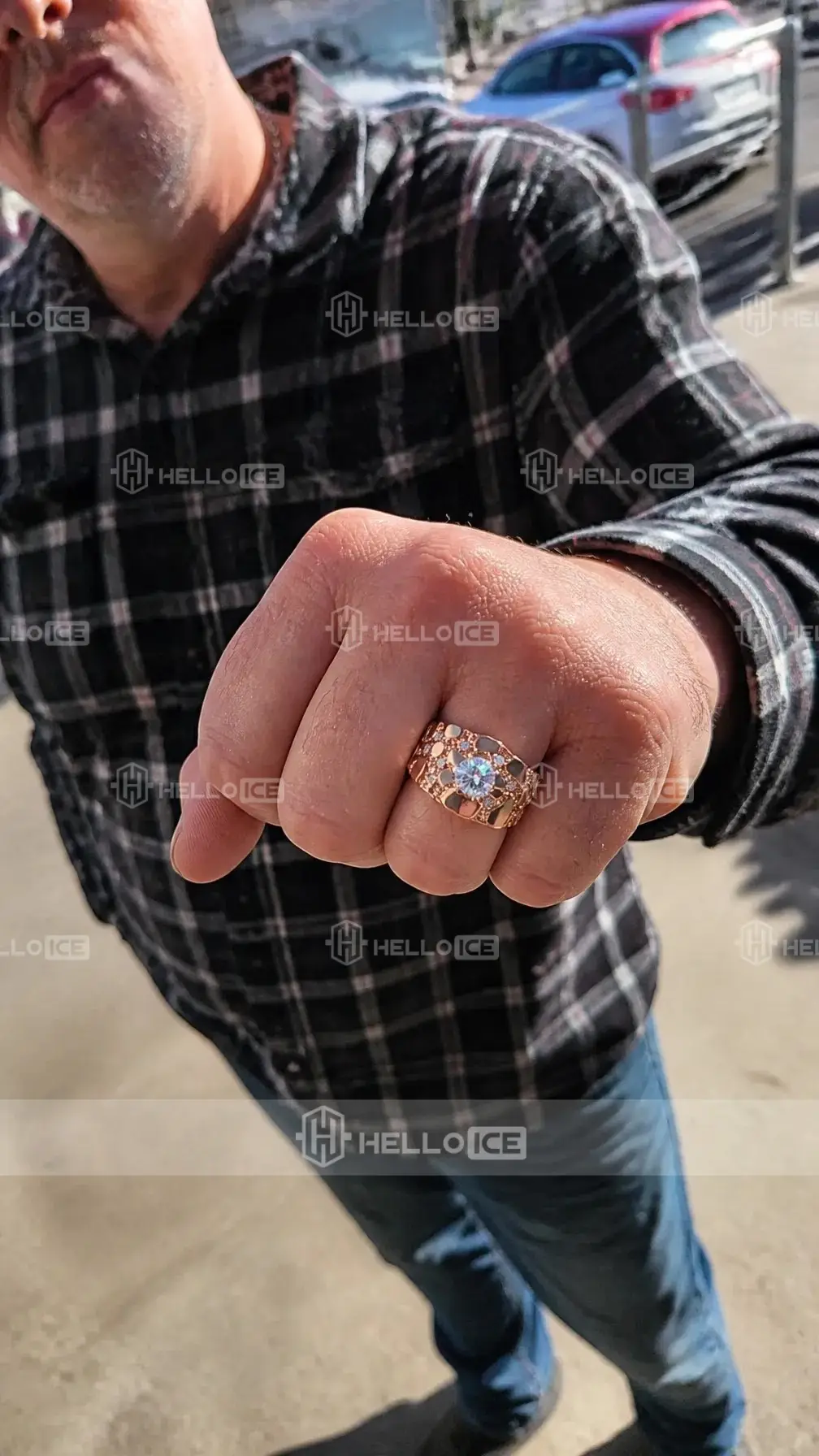 Helloice Review Image