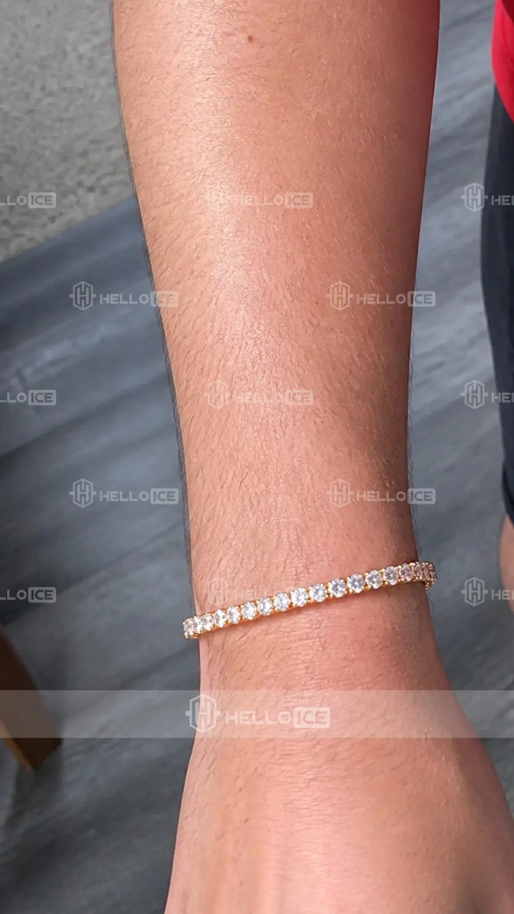 Helloice Review Image