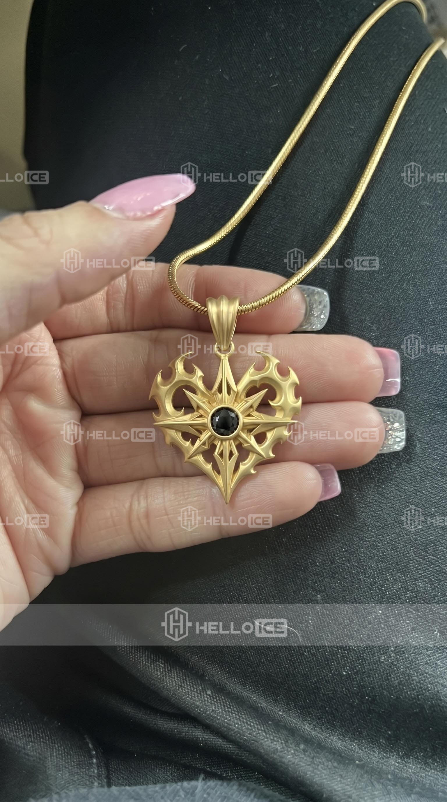 Helloice Review Image