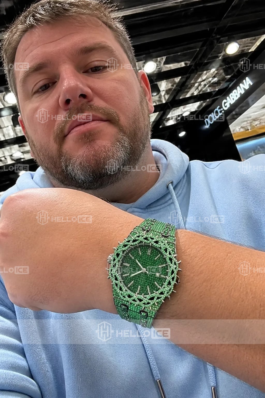 Helloice Review Image