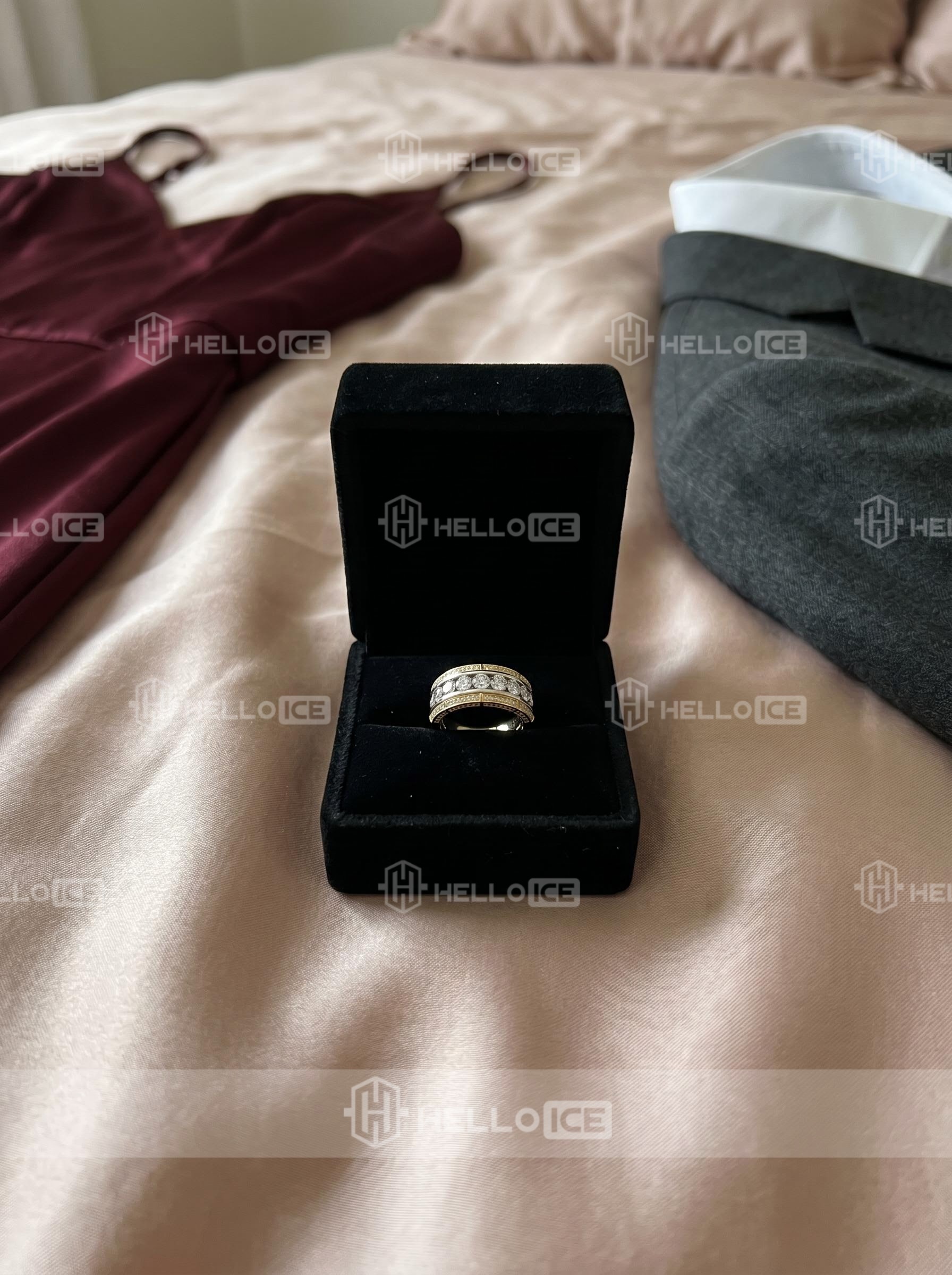 Helloice Review Image