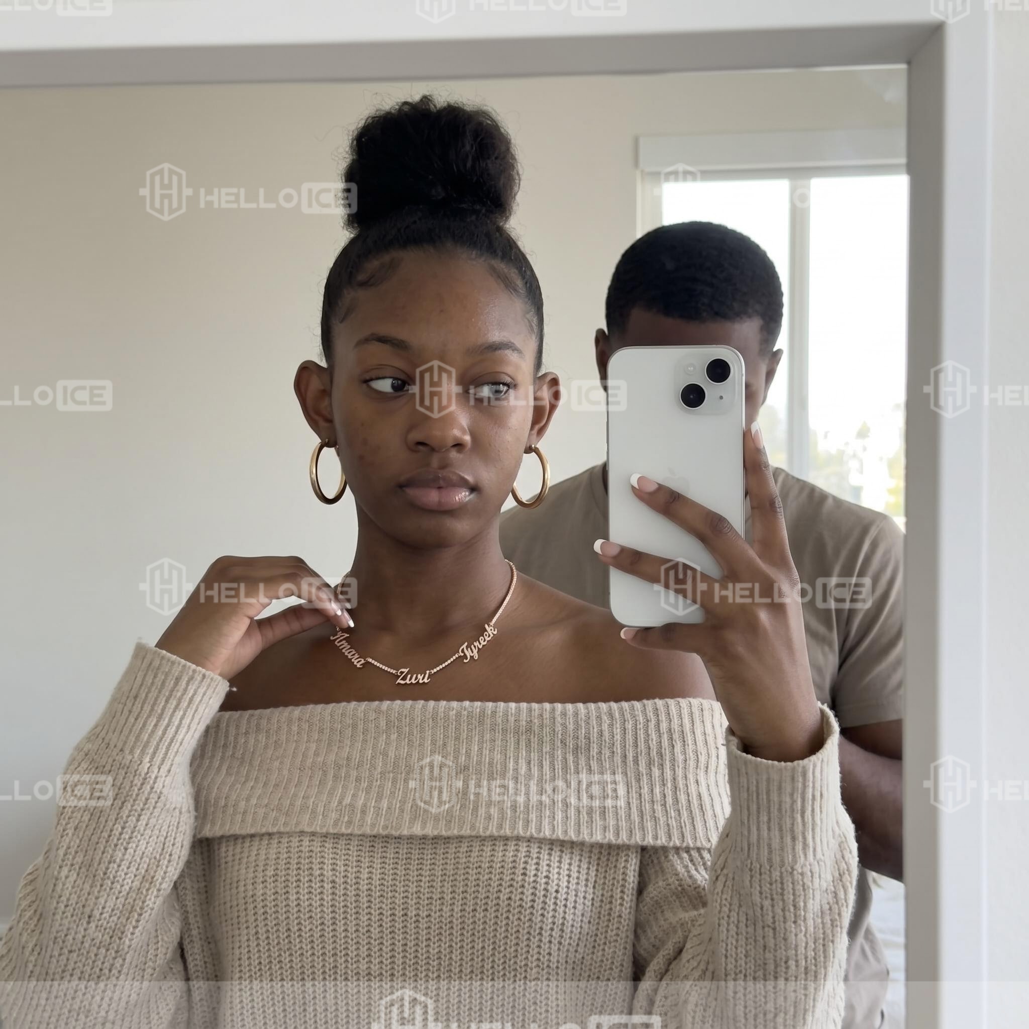 Helloice Review Image