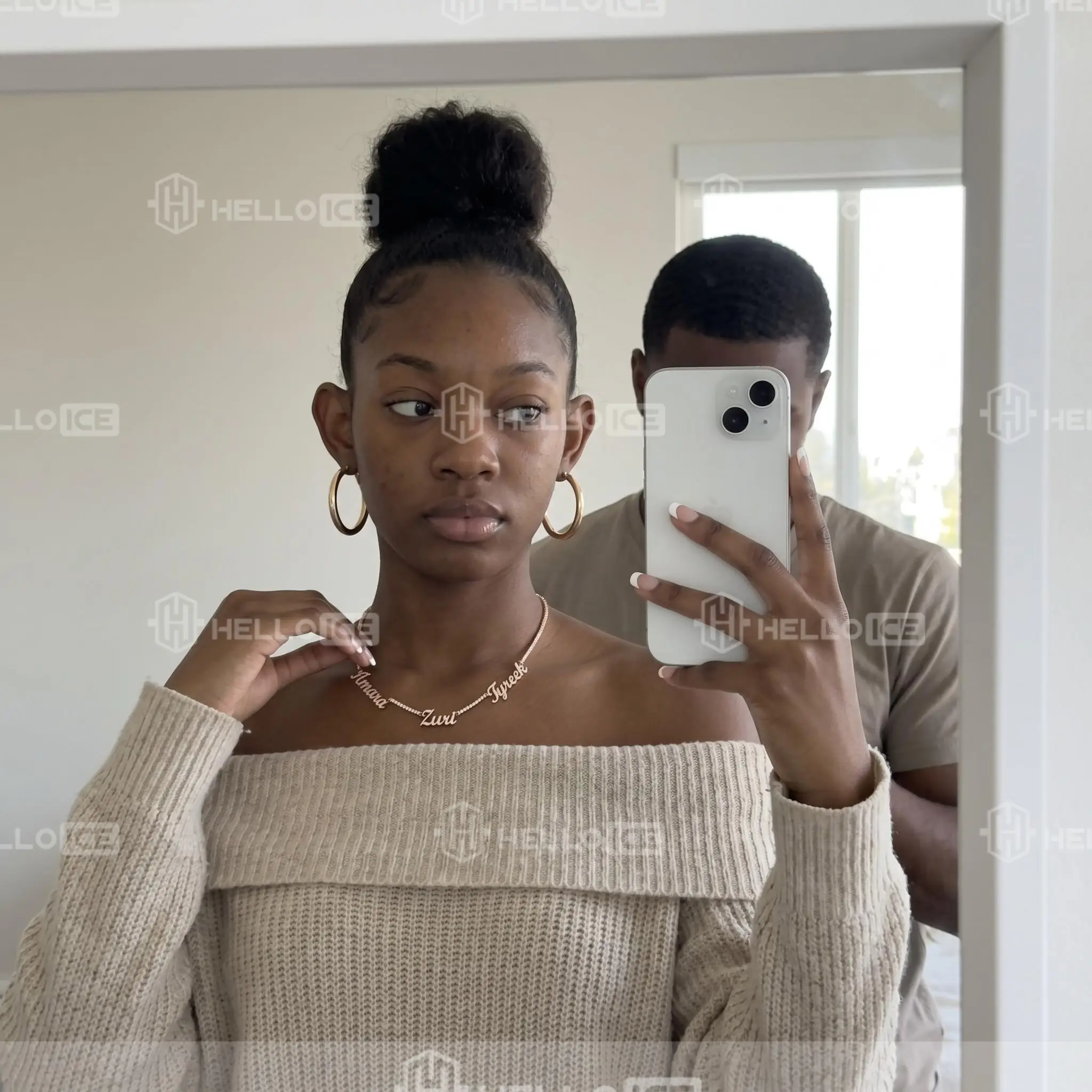 Helloice Review Image