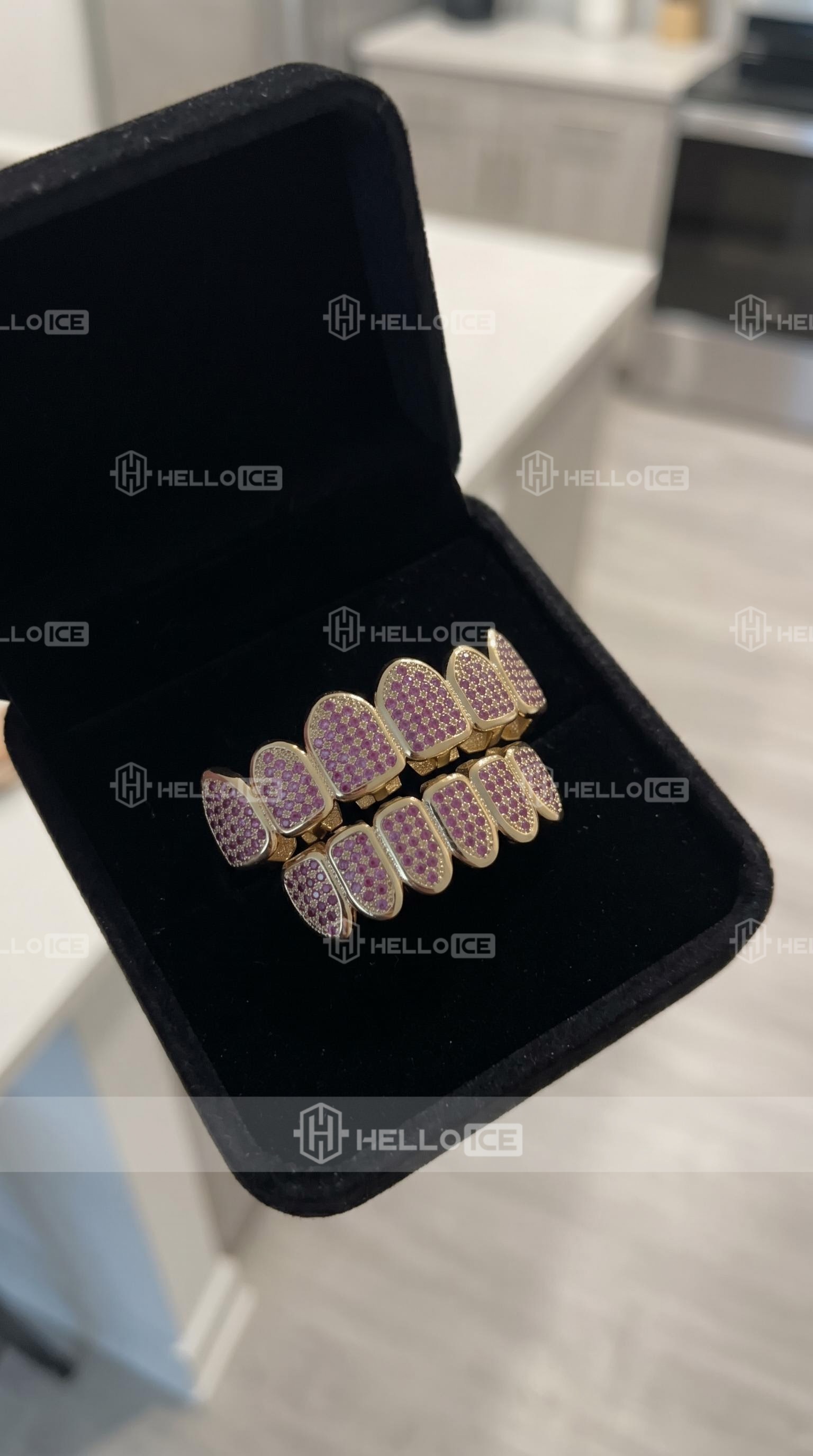 Helloice Review Image