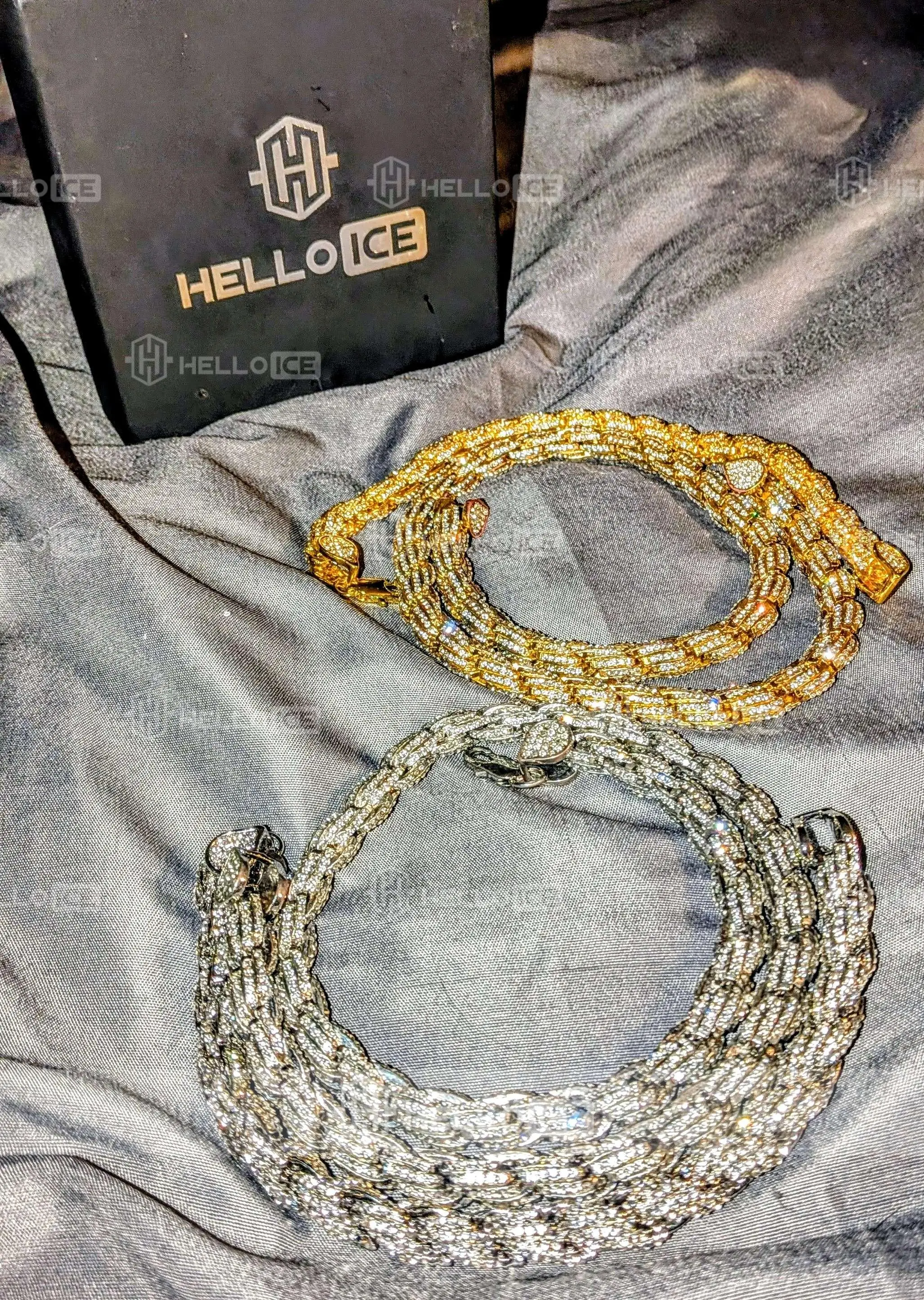 Helloice Review Image