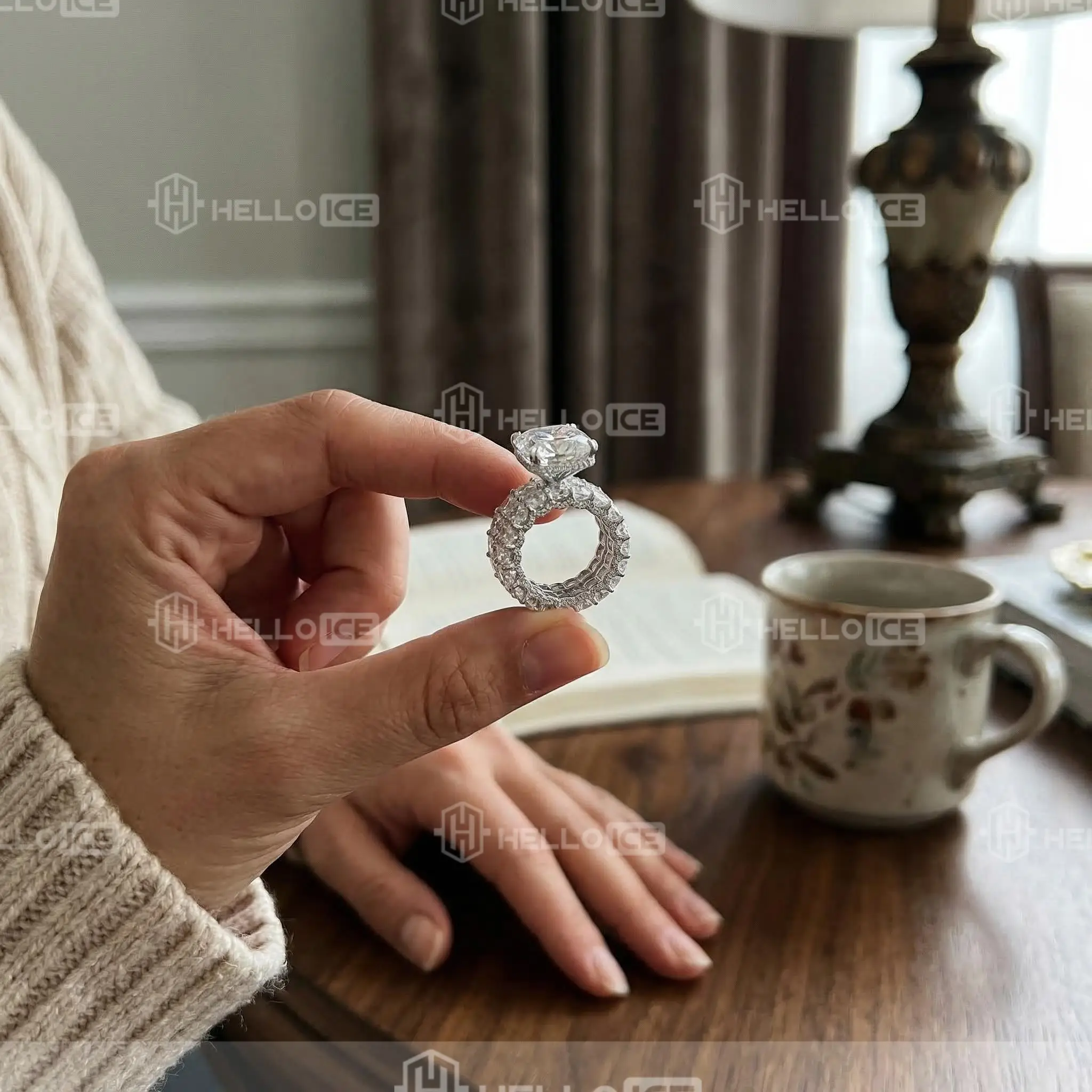 Helloice Review Image