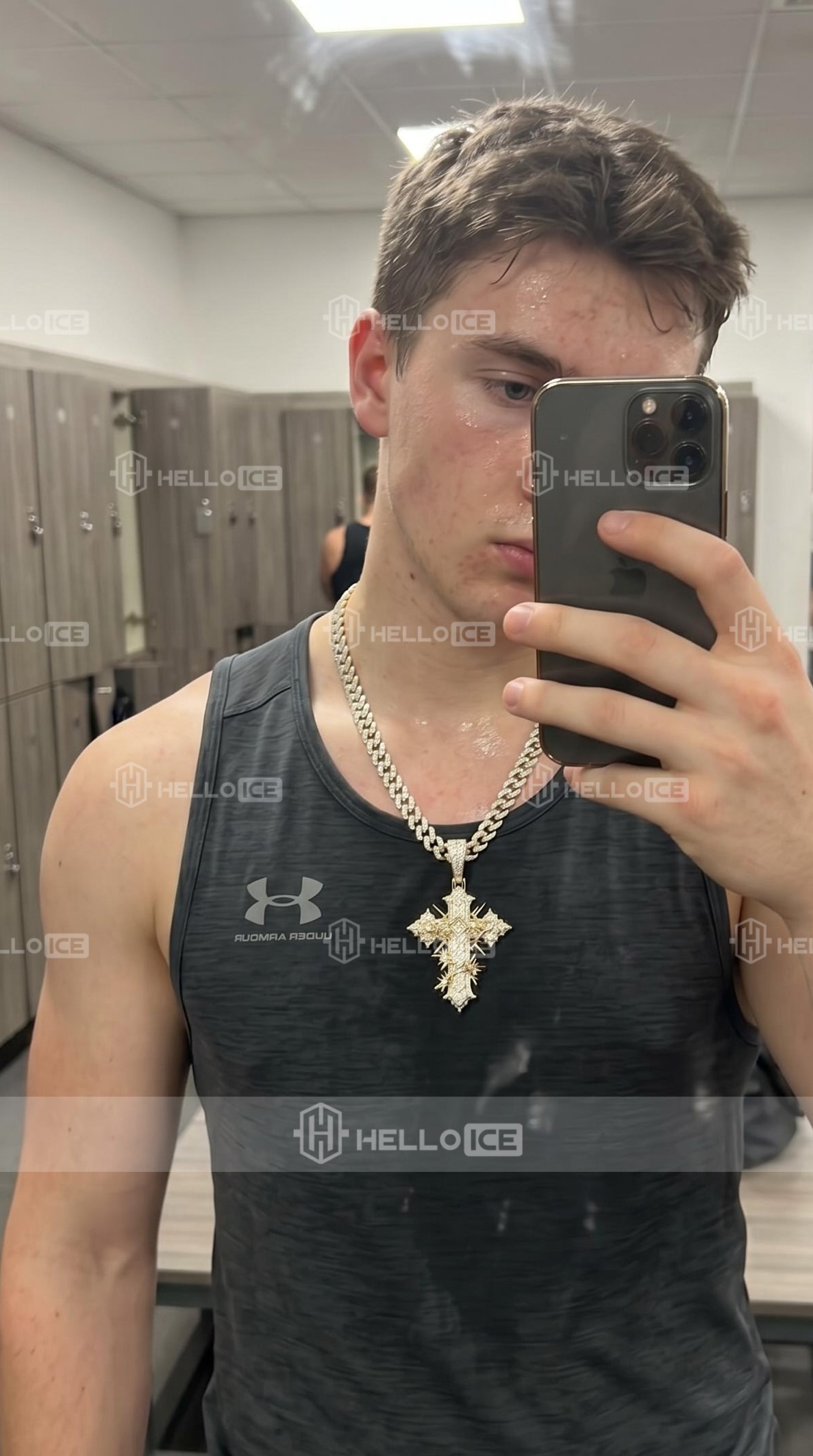 Helloice Review Image