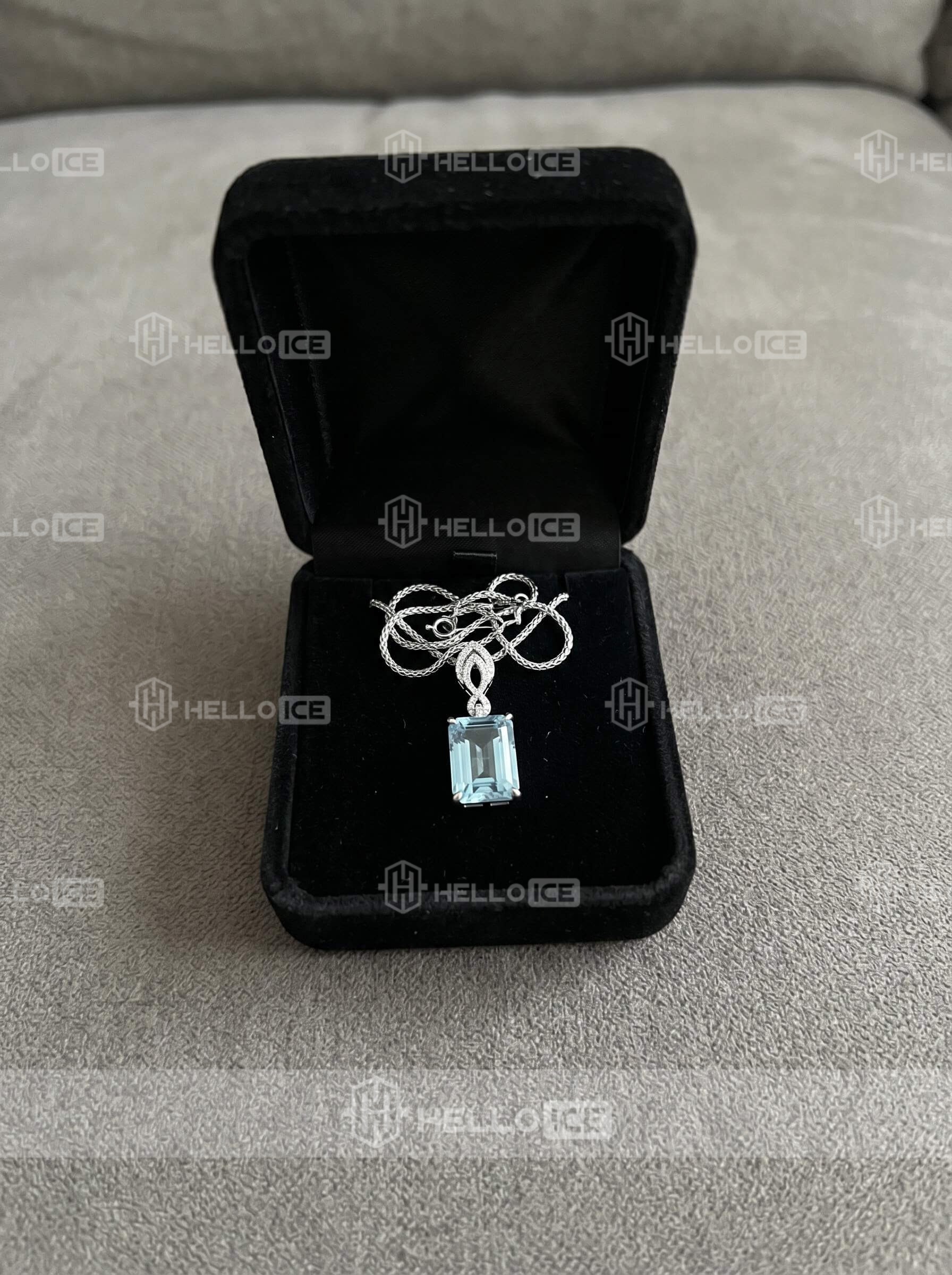Helloice Review Image