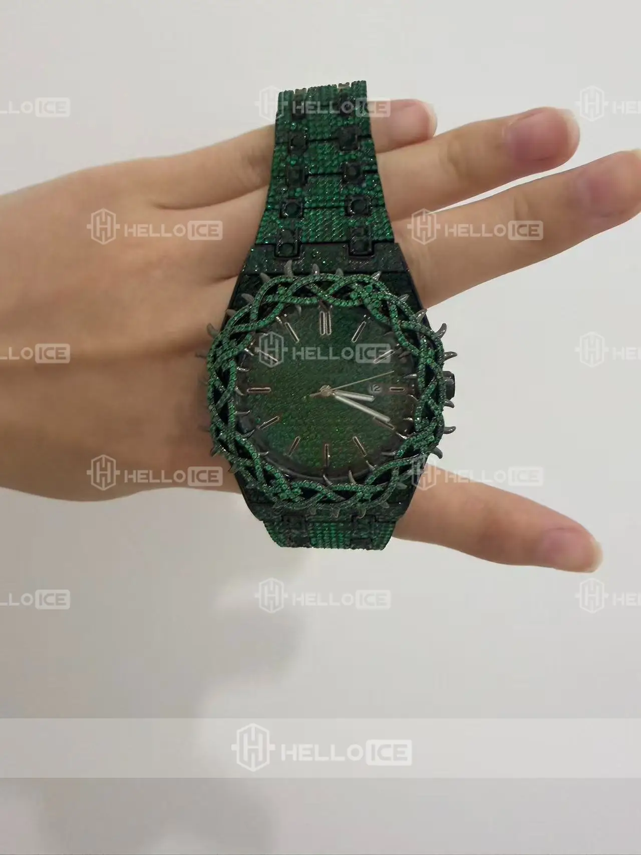 Helloice Review Image