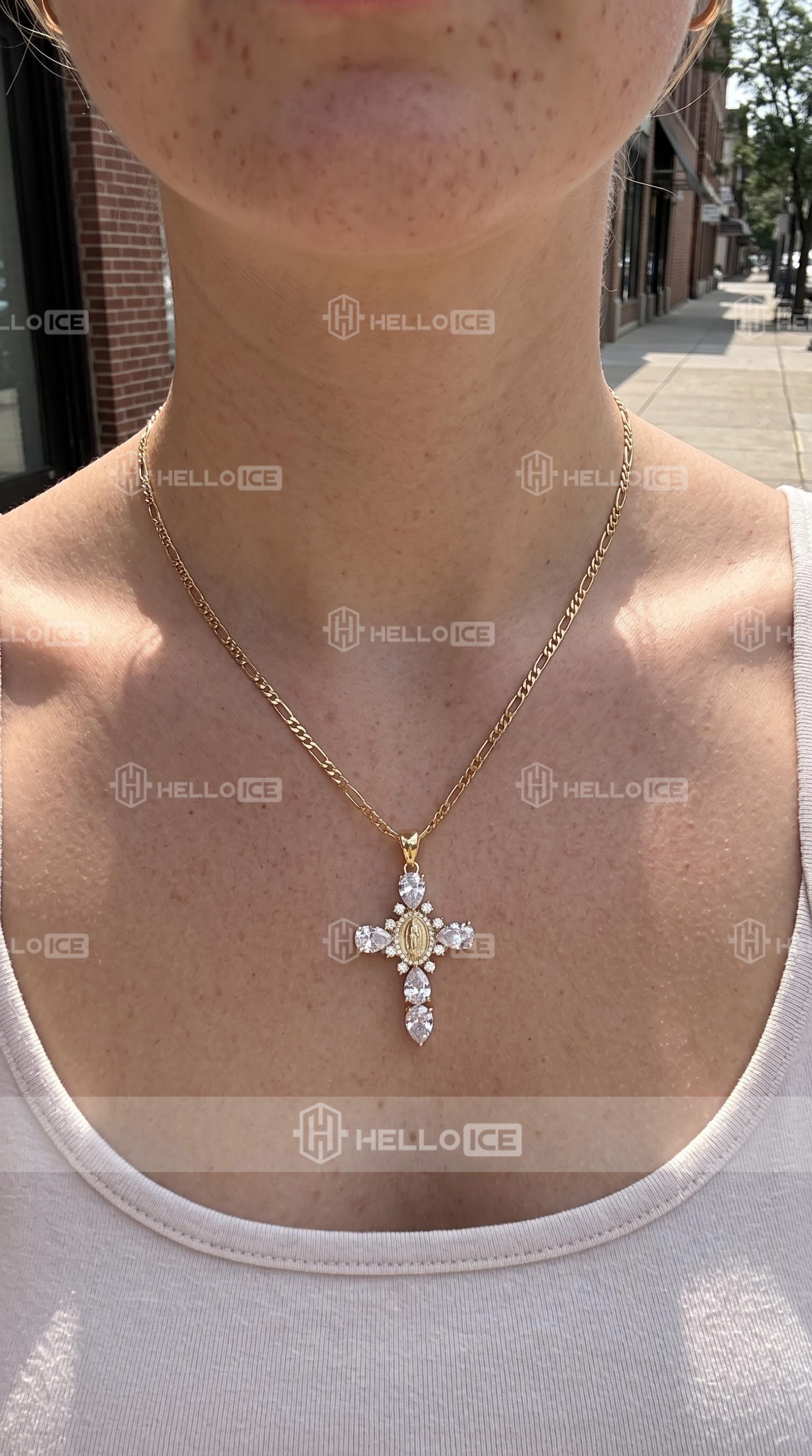 Helloice Review Image
