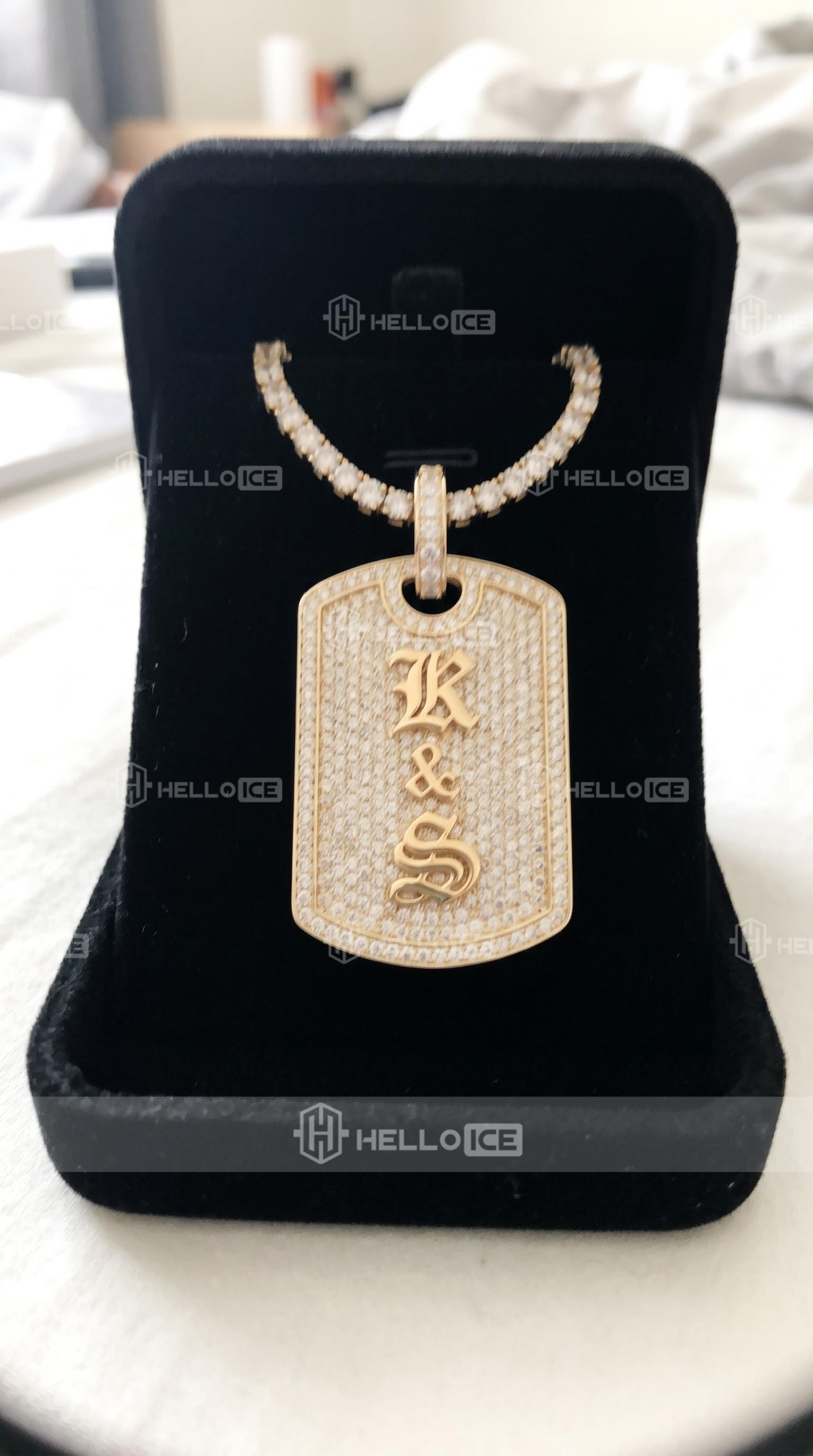 Helloice Review Image