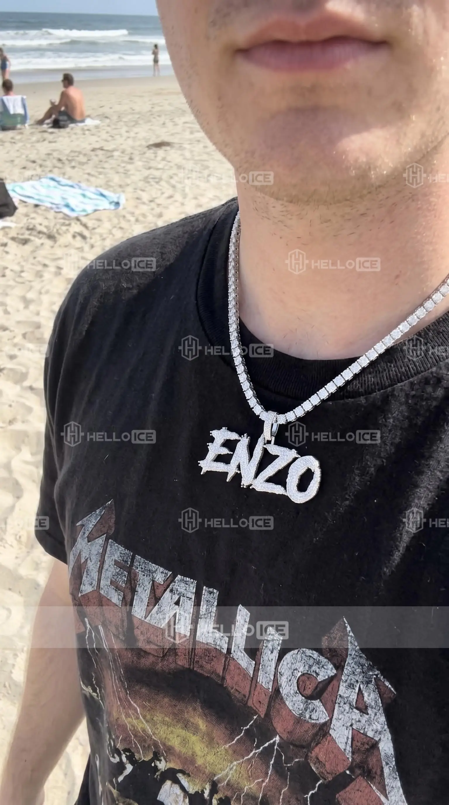 Helloice Review Image