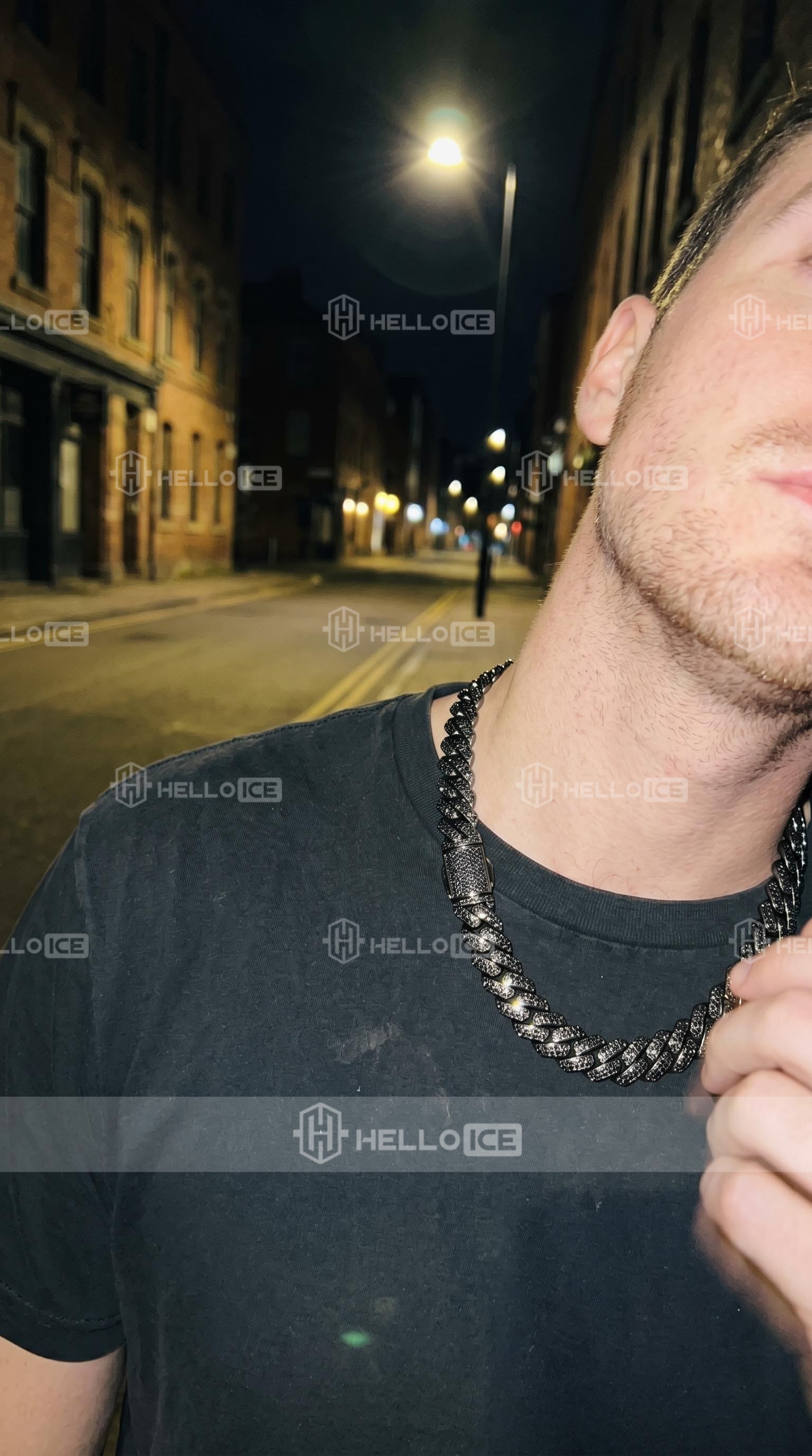 Helloice Review Image