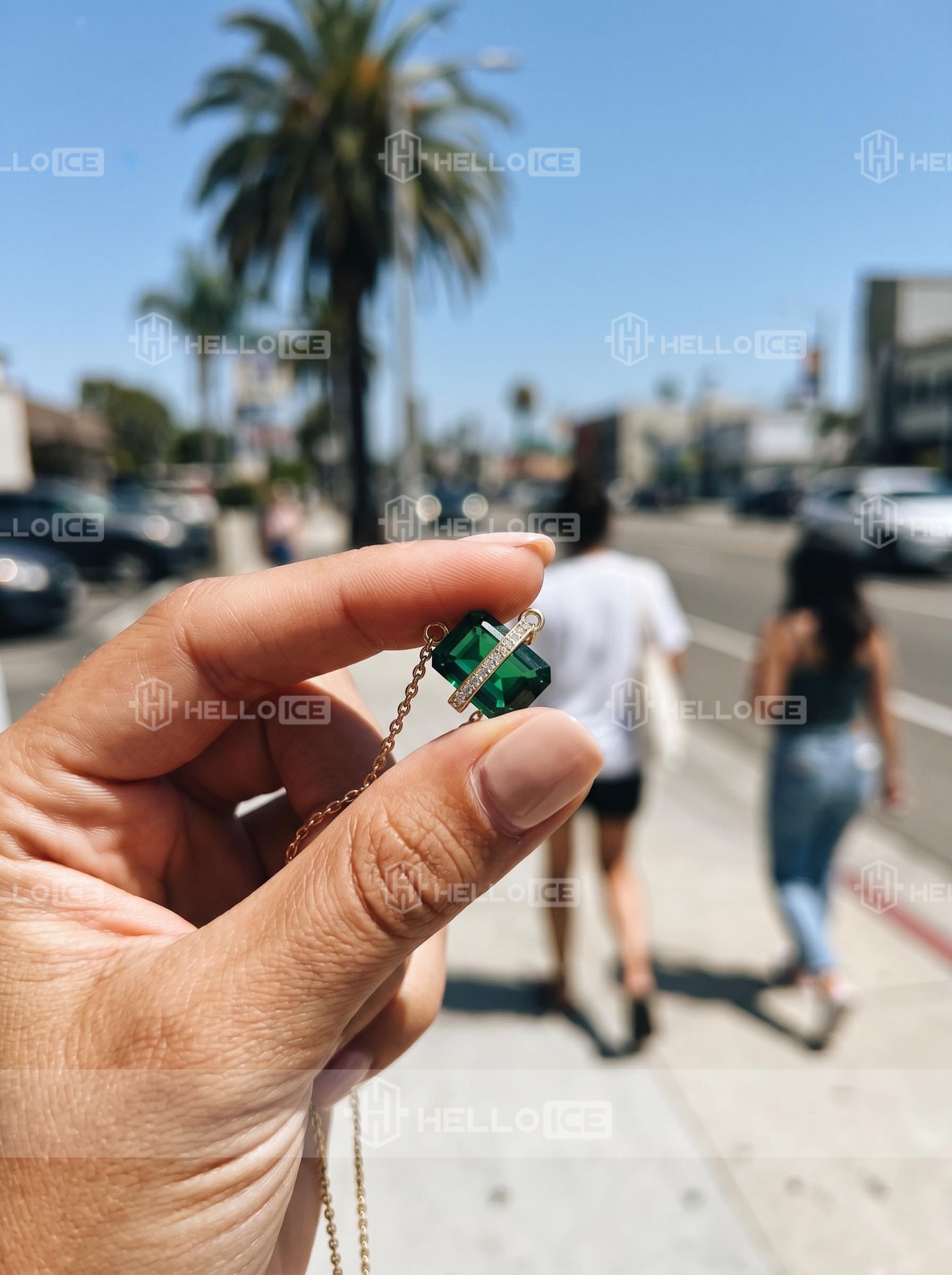 Helloice Review Image