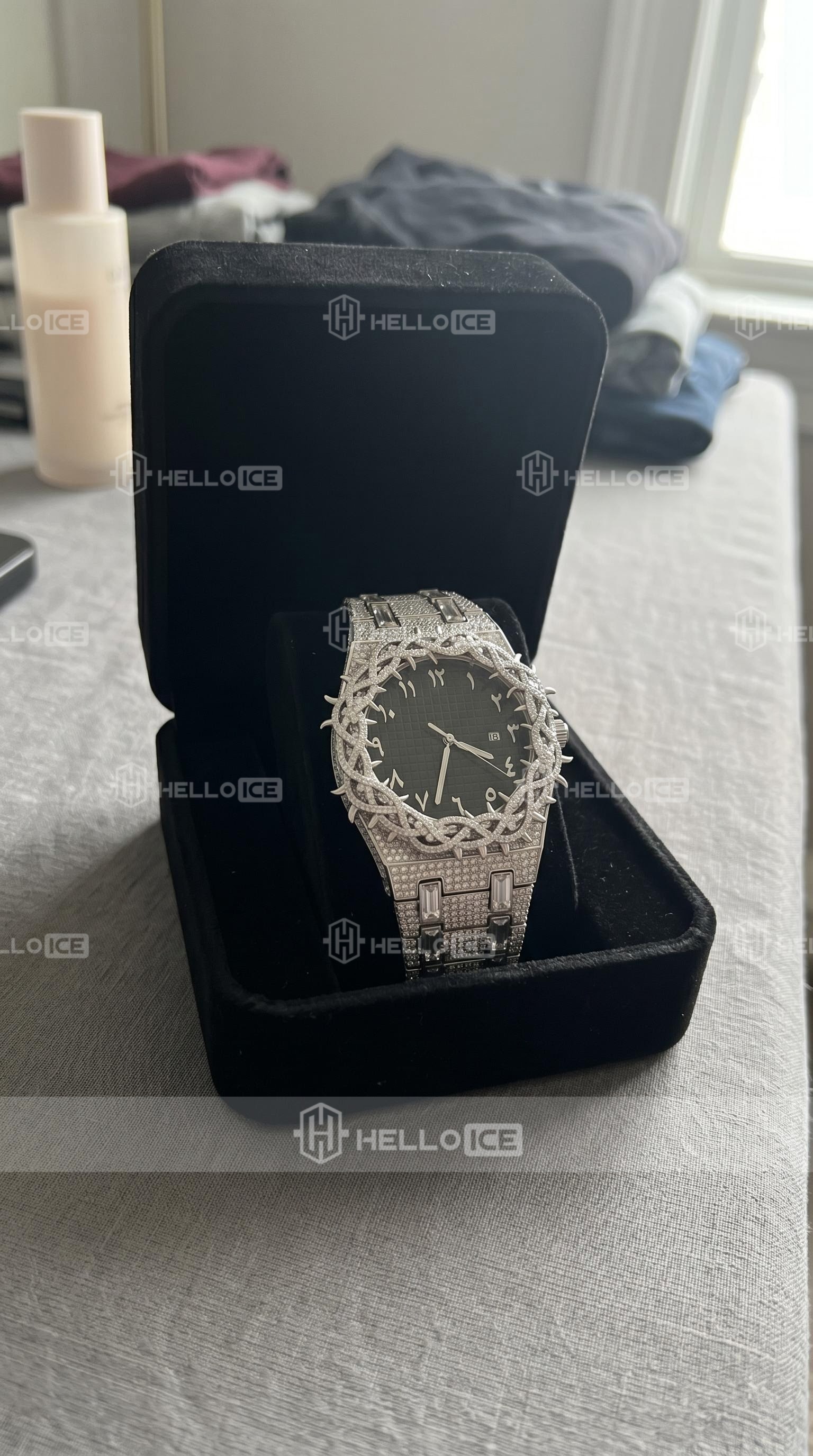 Helloice Review Image