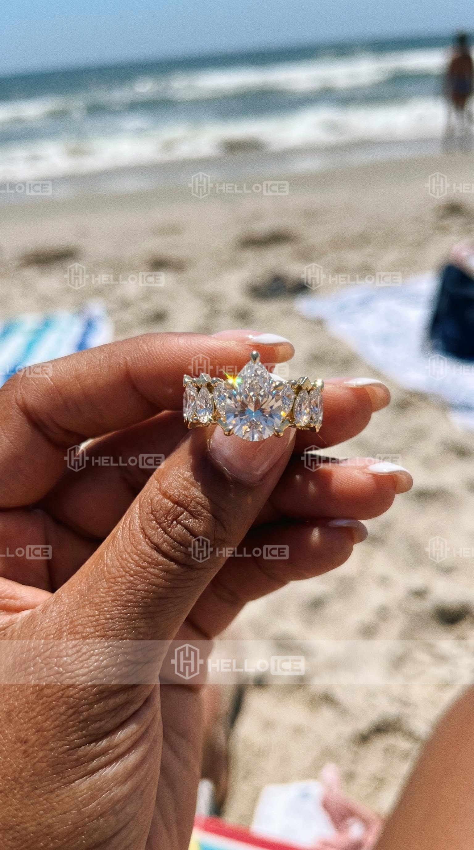 Helloice Review Image