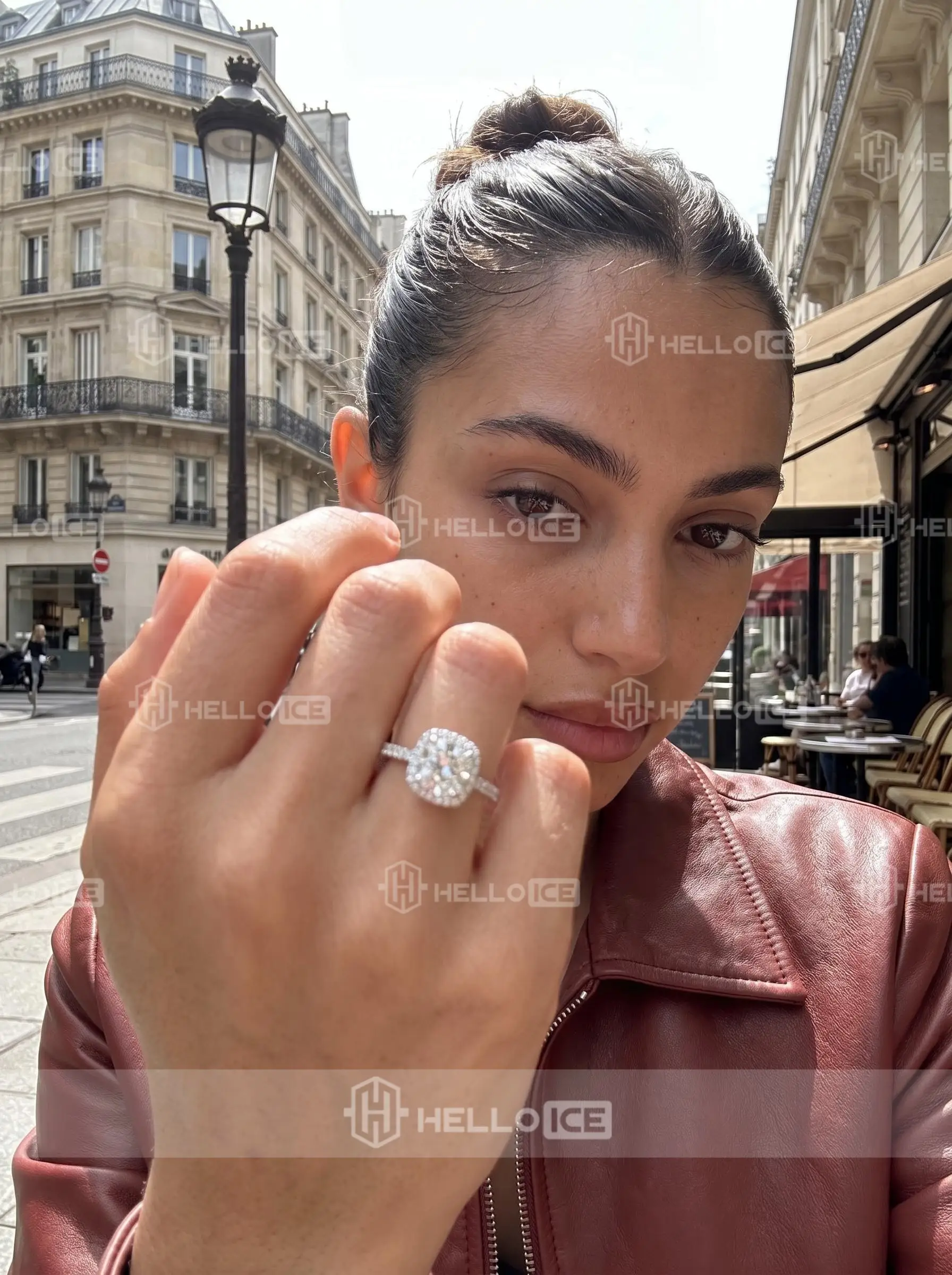 Helloice Review Image