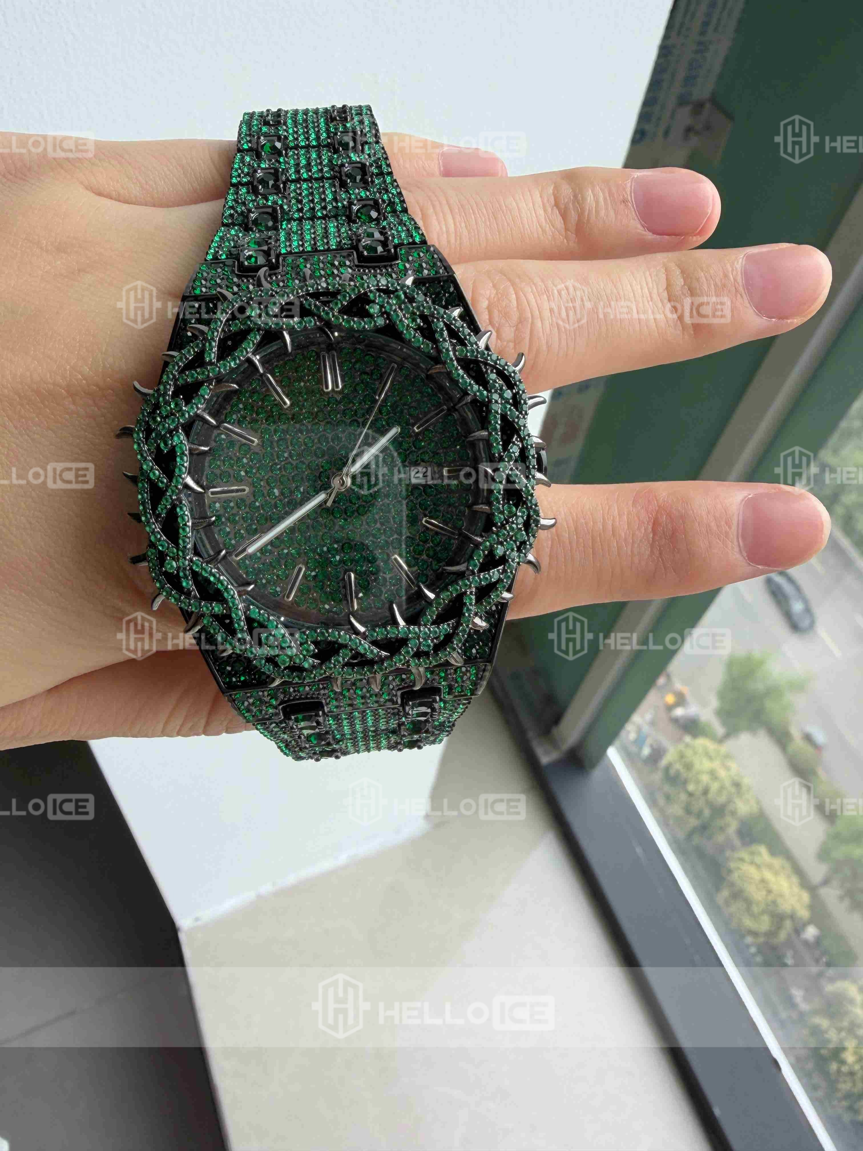 Helloice Review Image