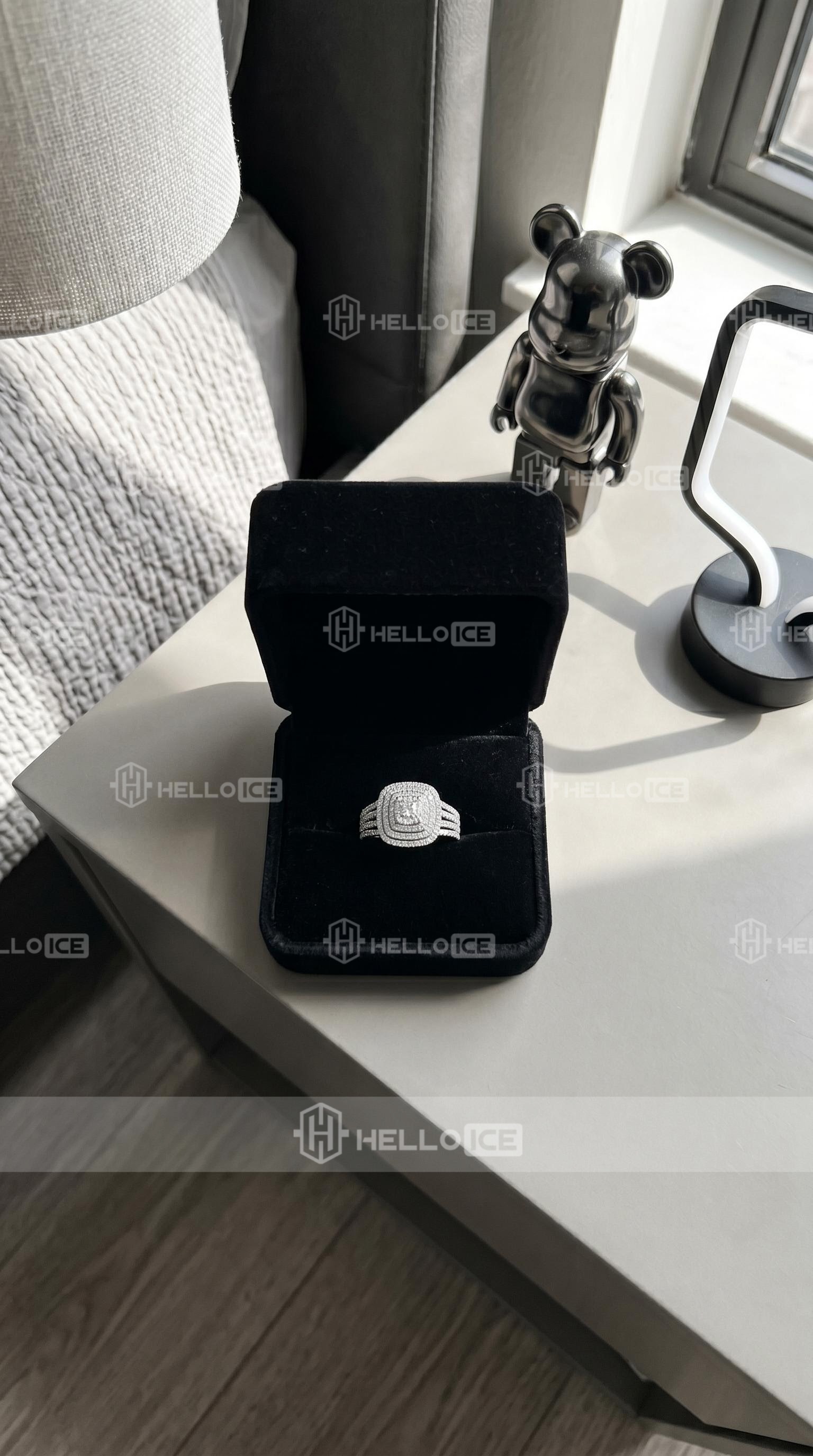 Helloice Review Image
