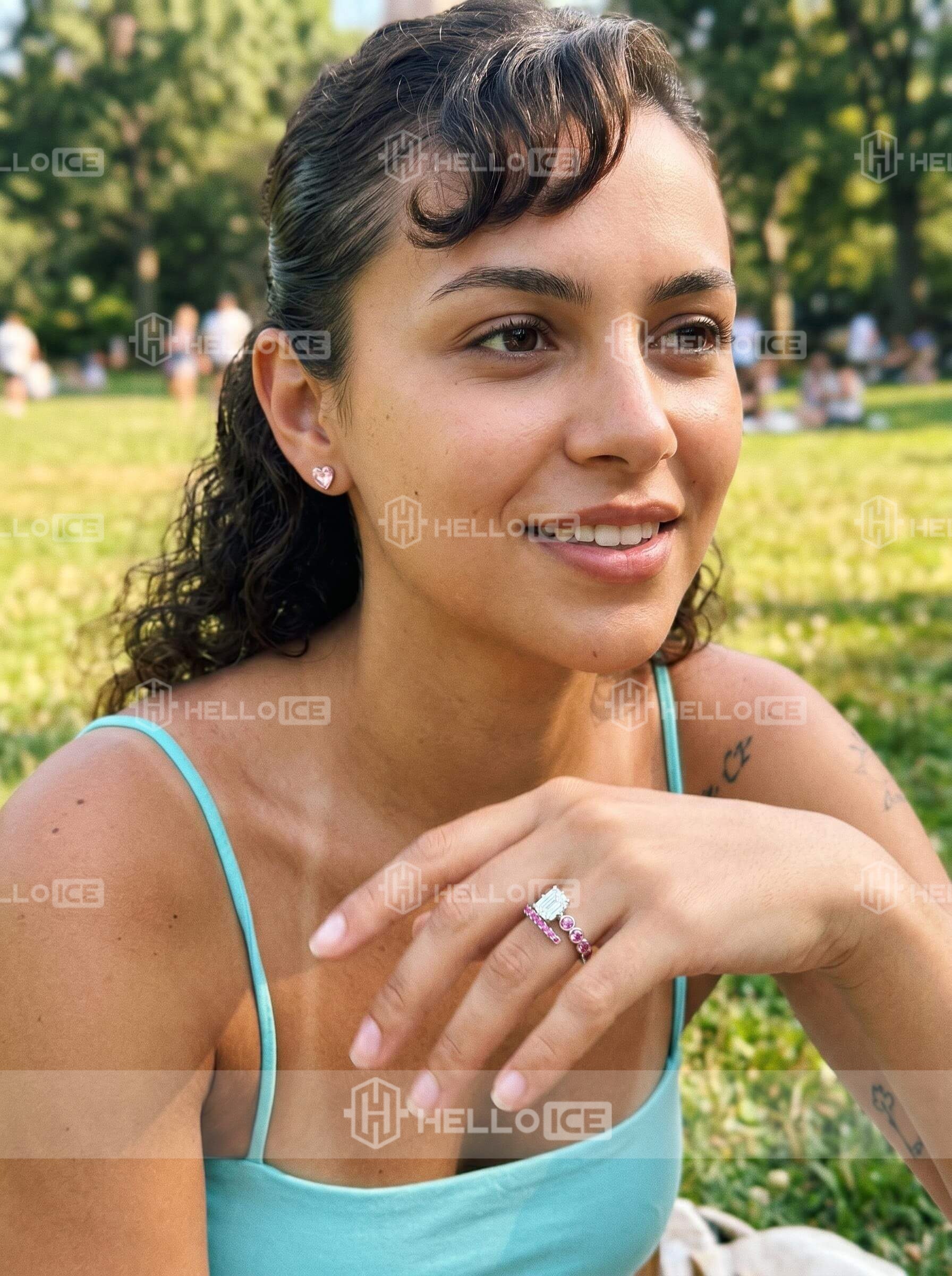 Helloice Review Image