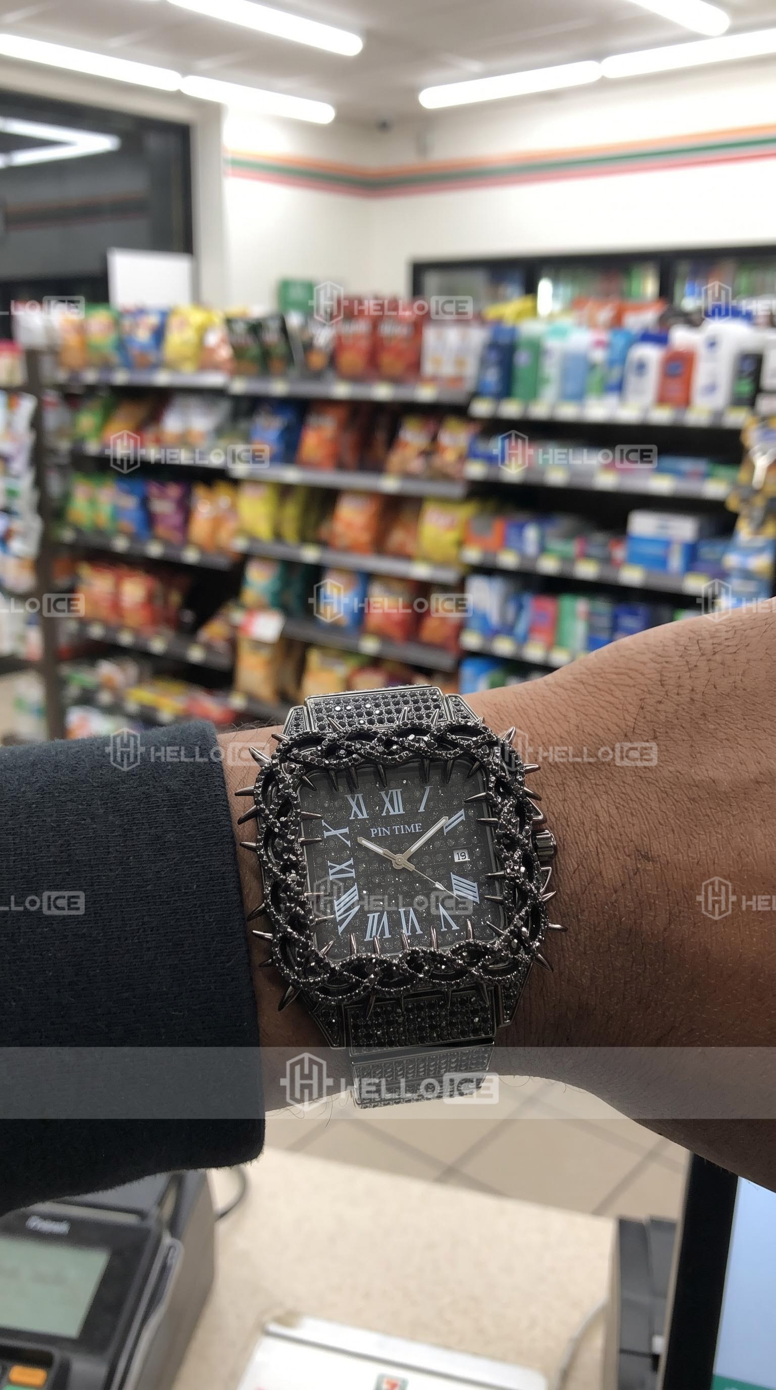 Helloice Review Image