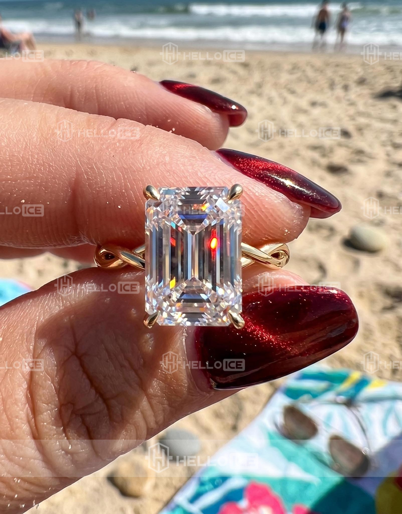Helloice Review Image
