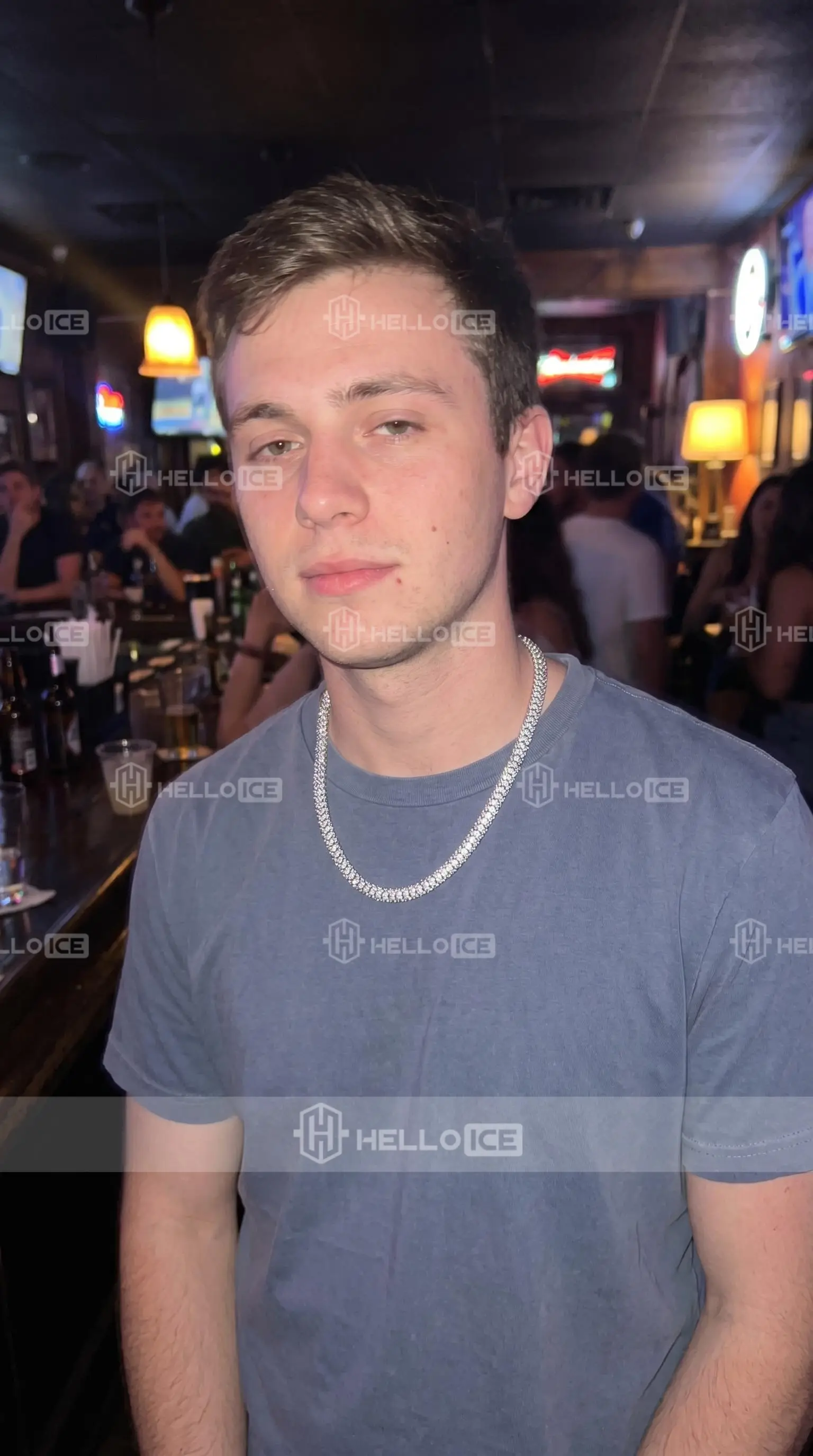 Helloice Review Image