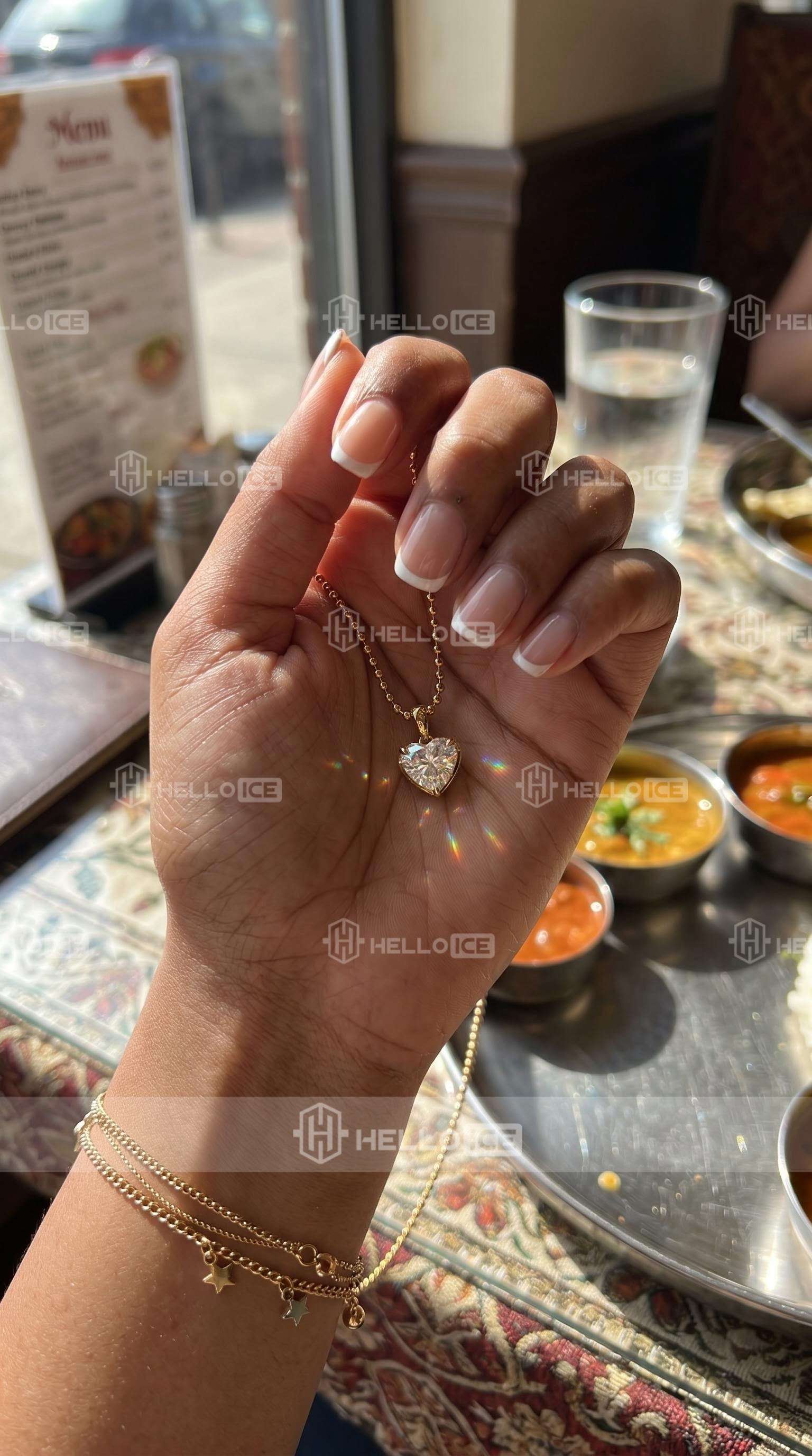 Helloice Review Image