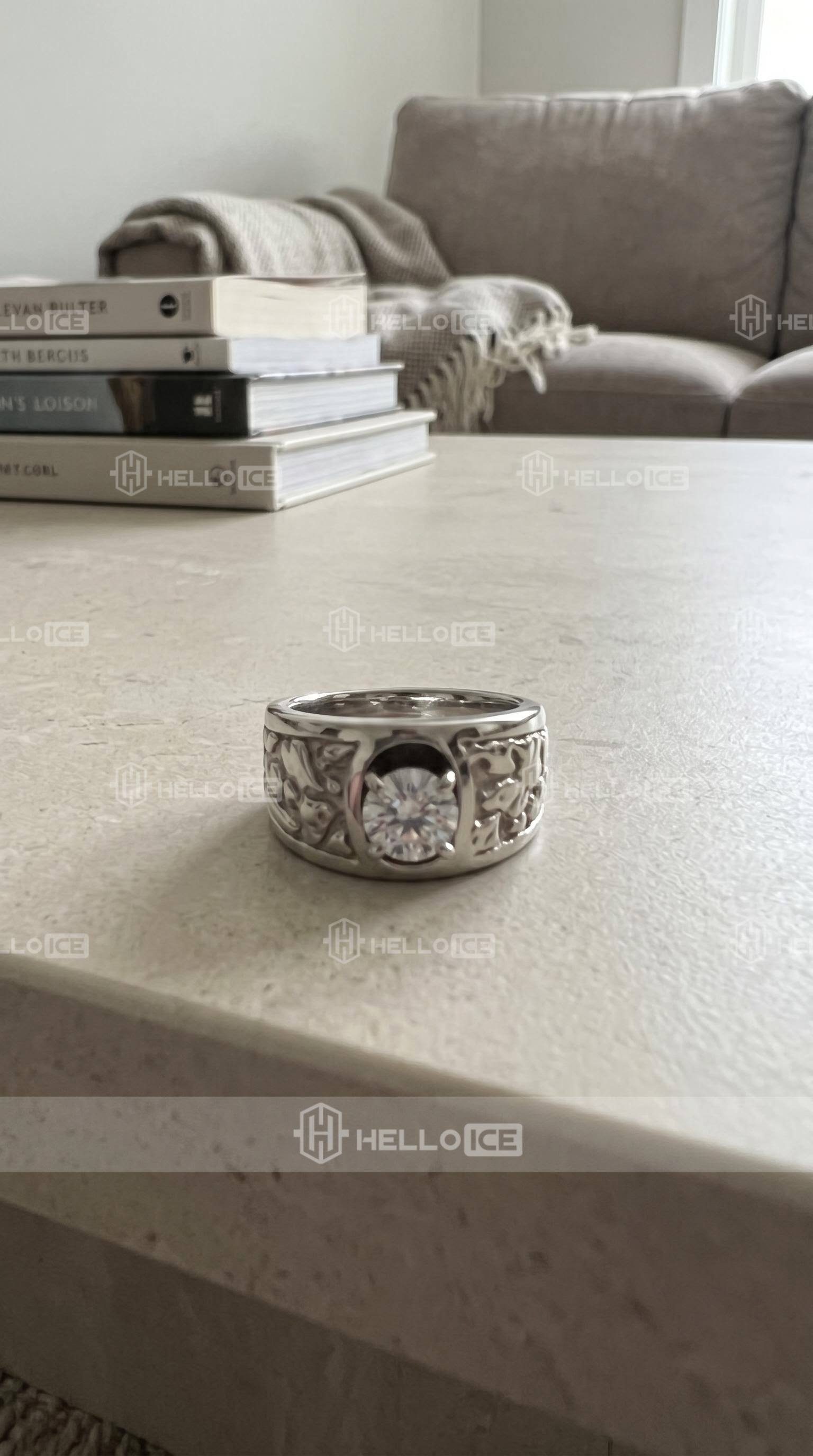 Helloice Review Image