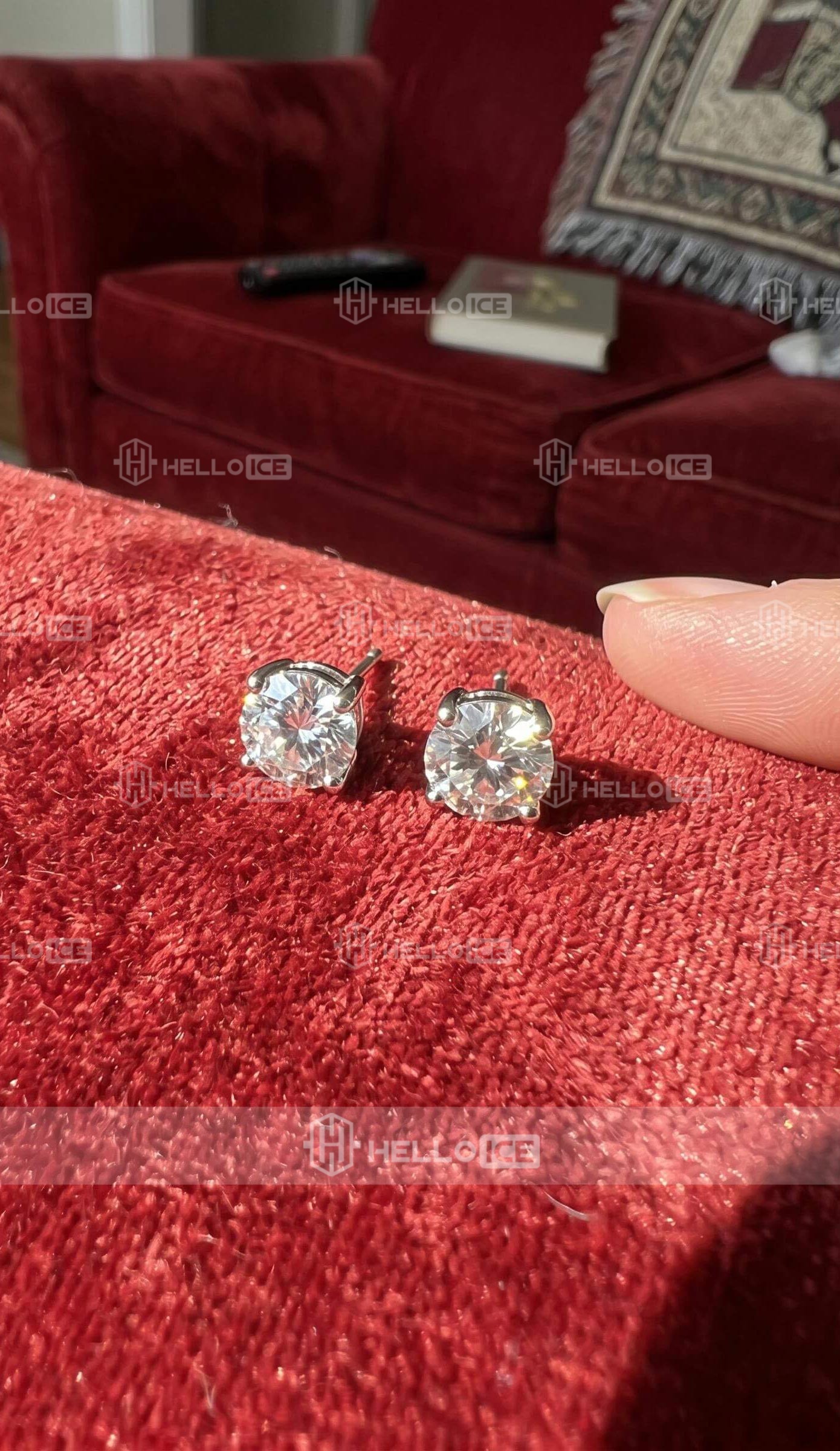 Helloice Review Image