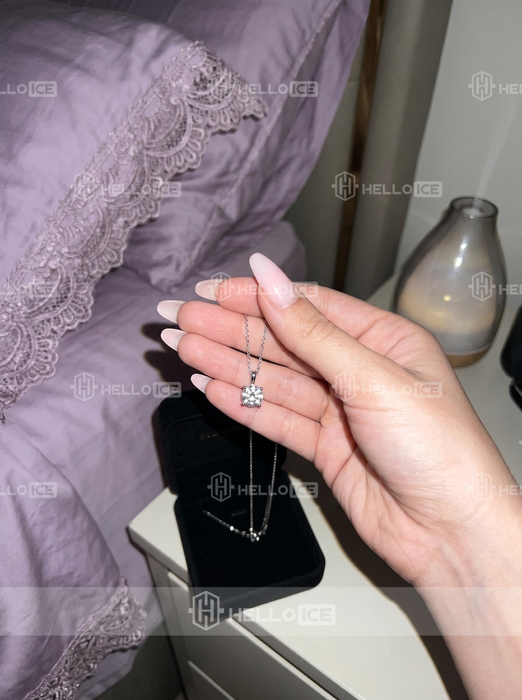 Helloice Review Image