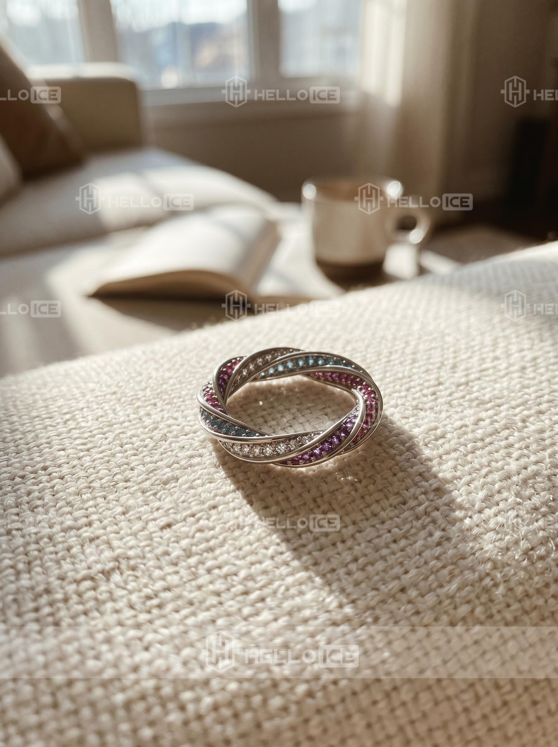 Helloice Review Image