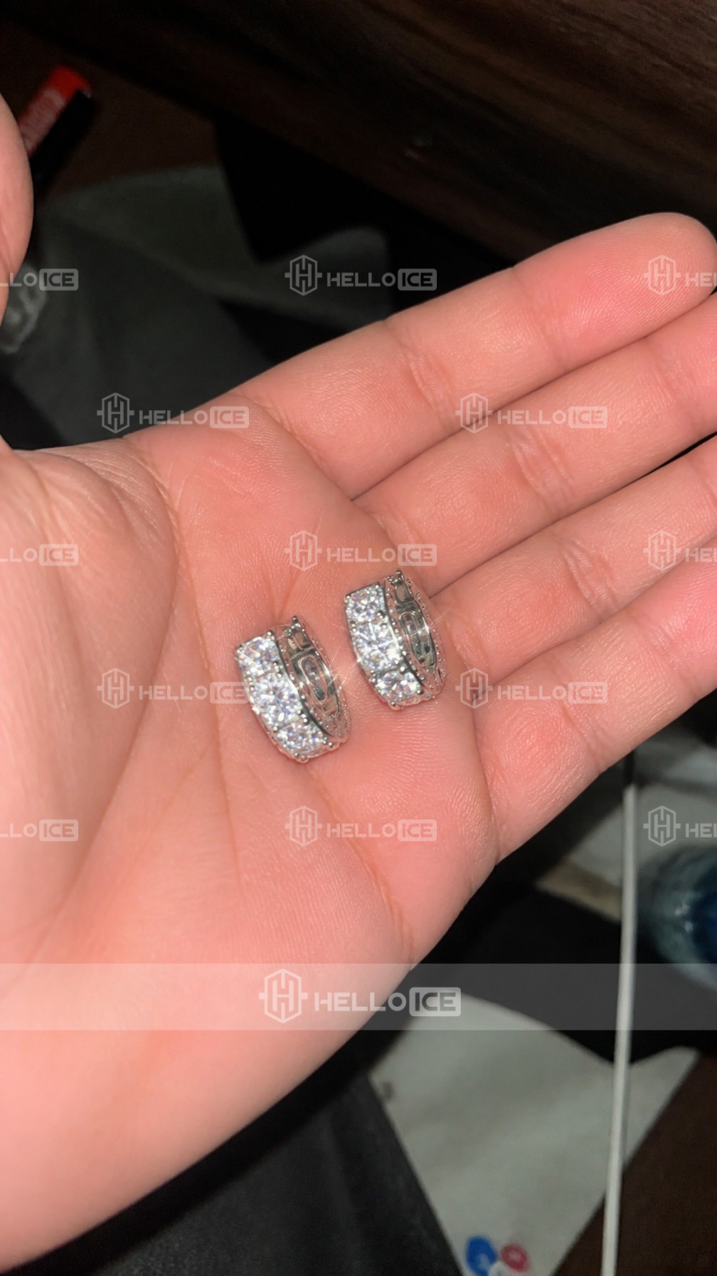 Helloice Review Image