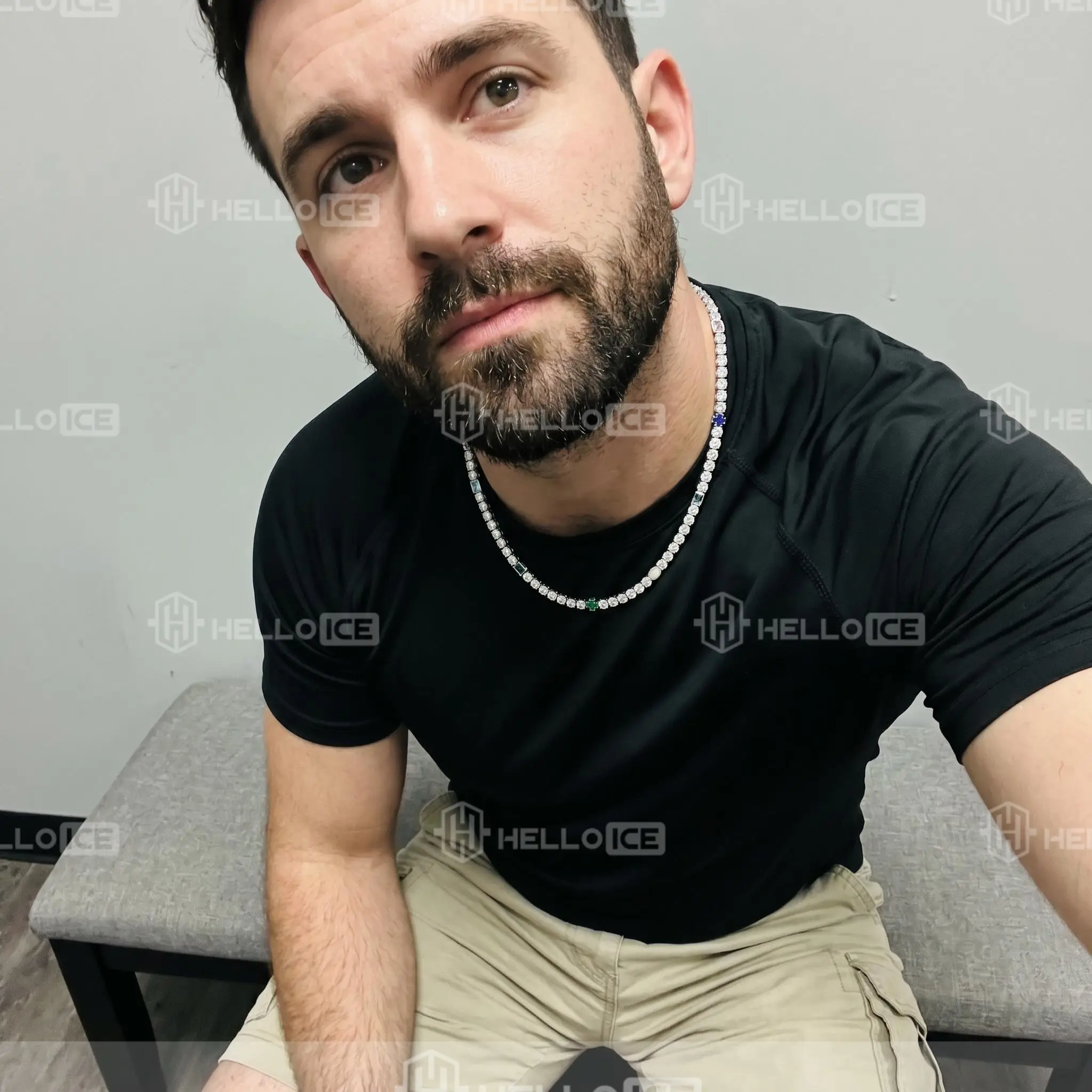 Helloice Review Image