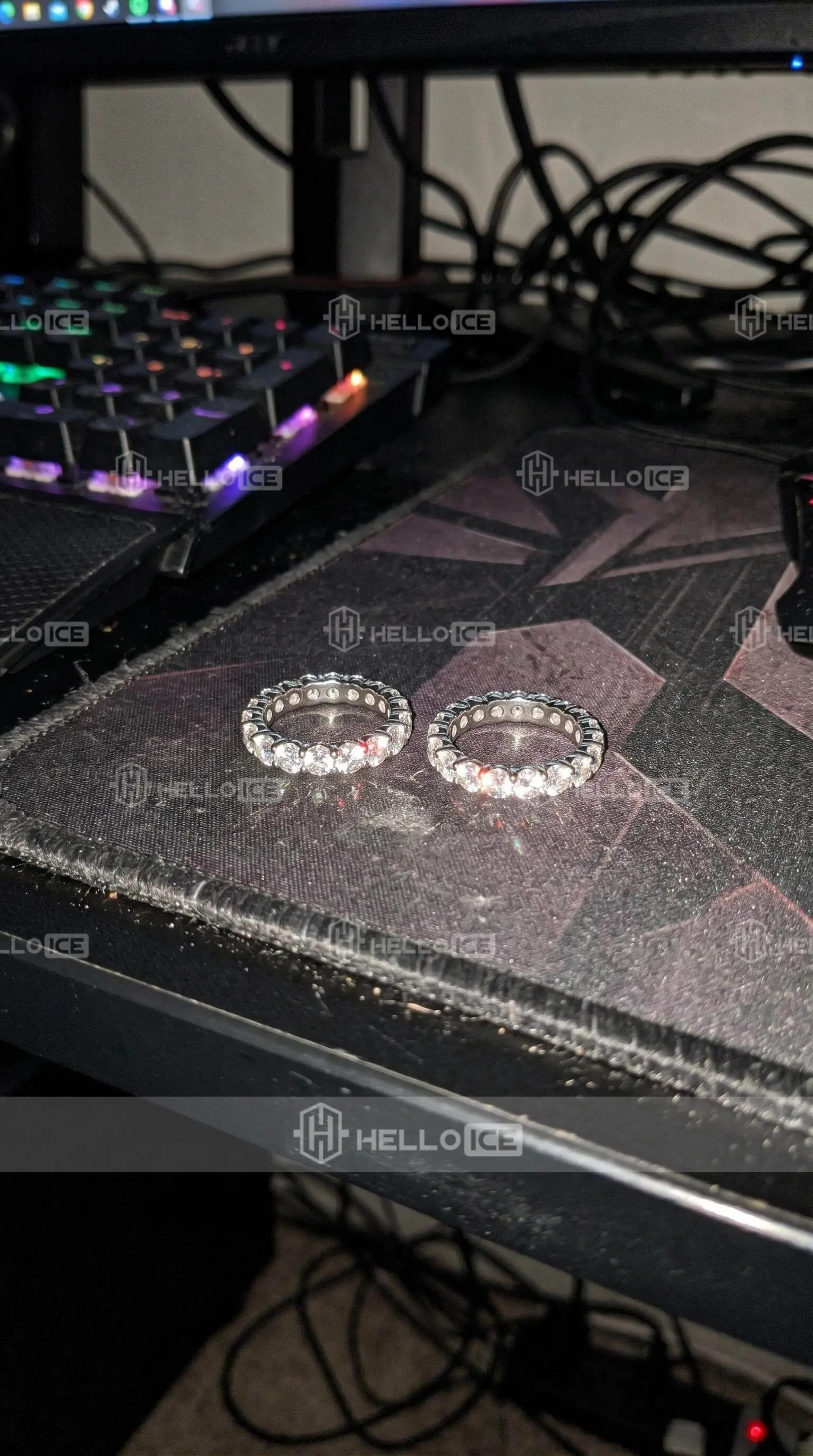 Helloice Review Image