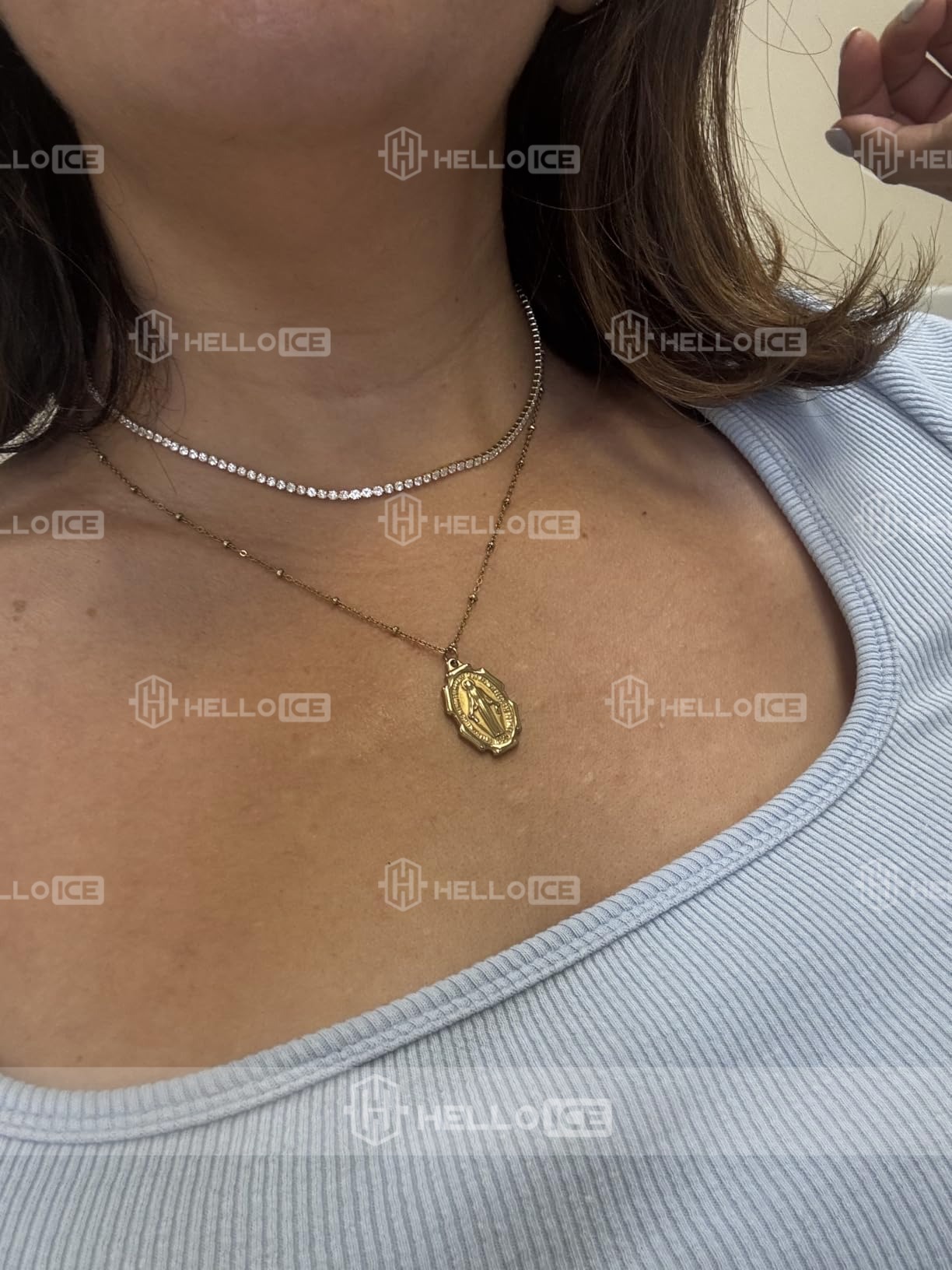 Helloice Review Image