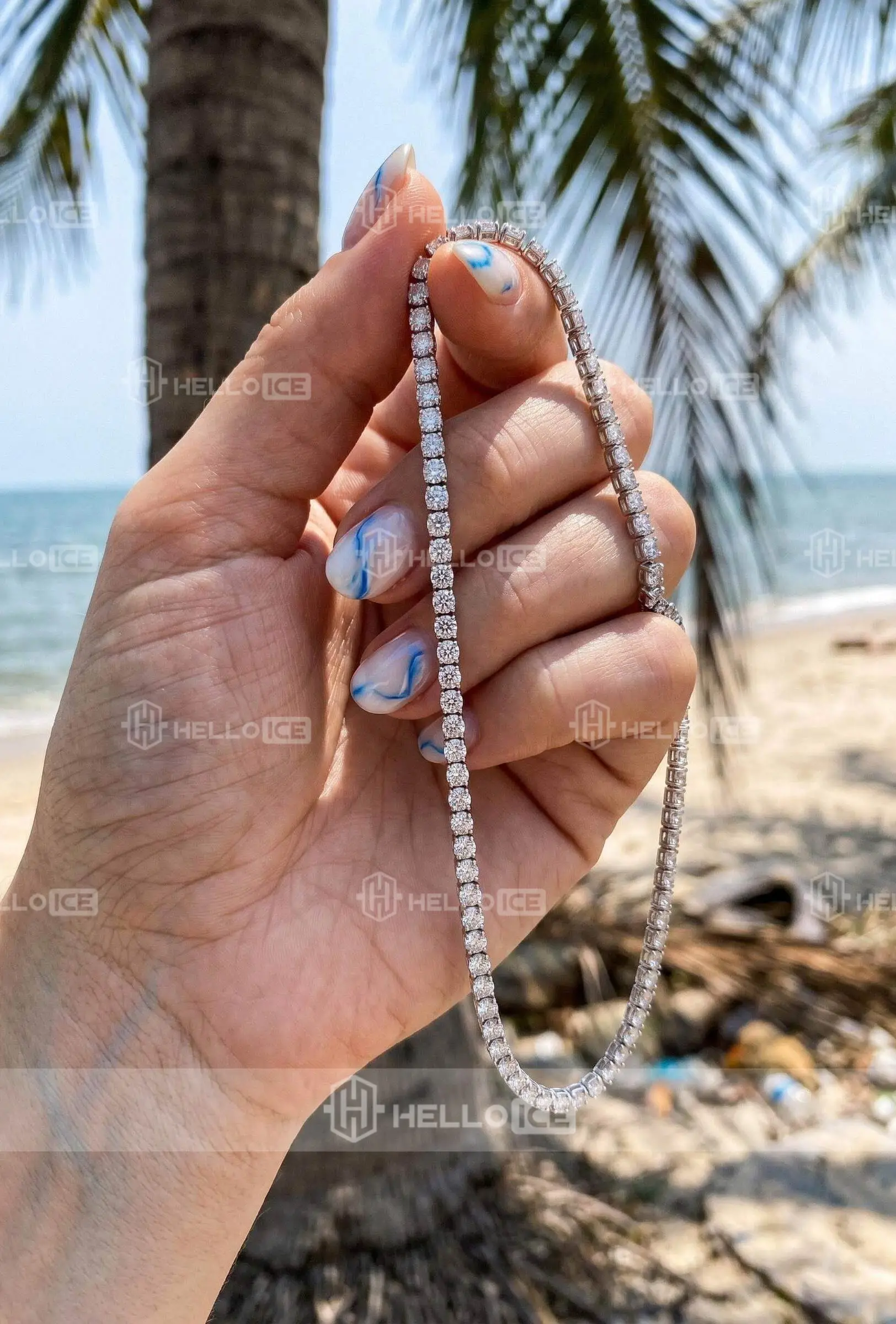 Helloice Review Image