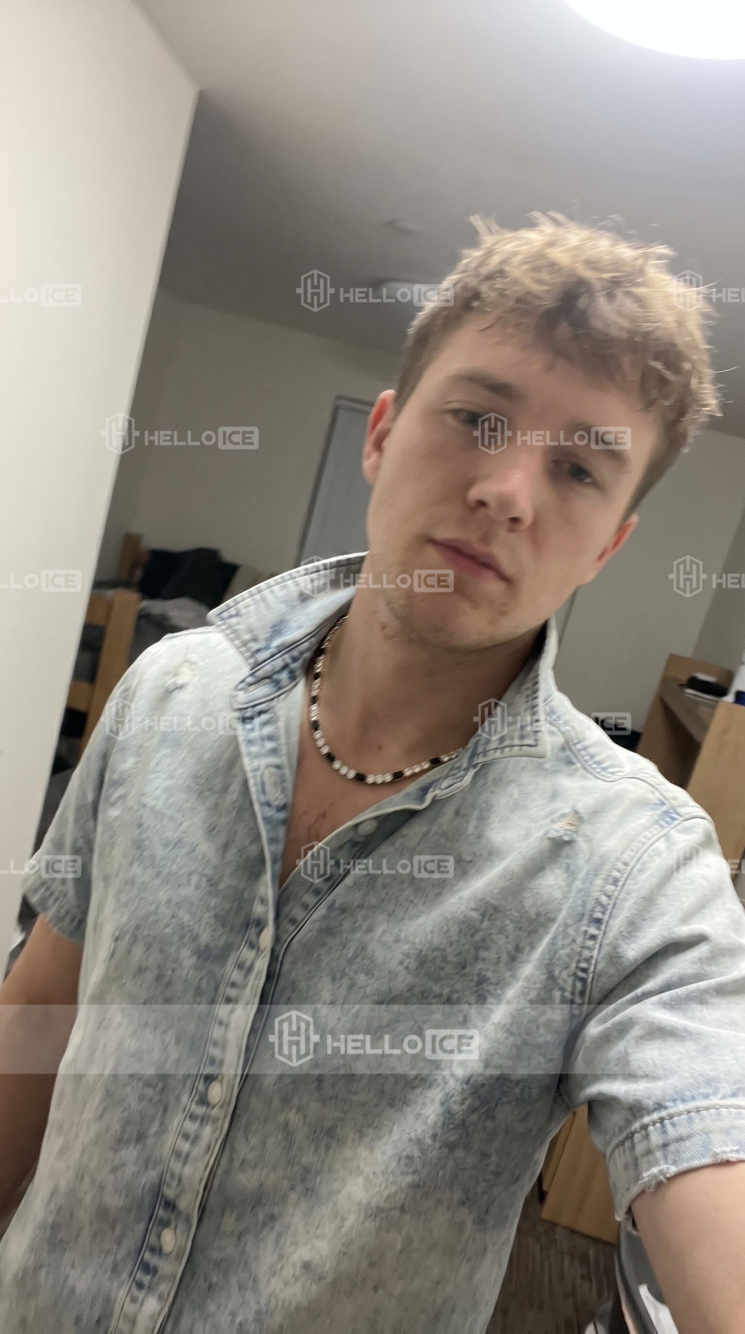 Helloice Review Image
