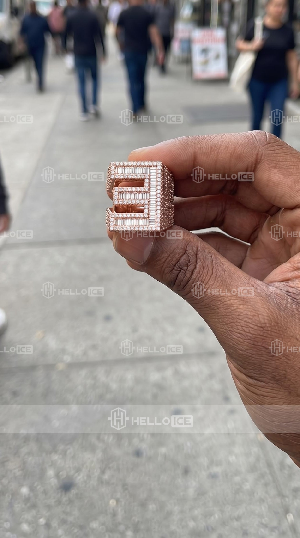 Helloice Review Image
